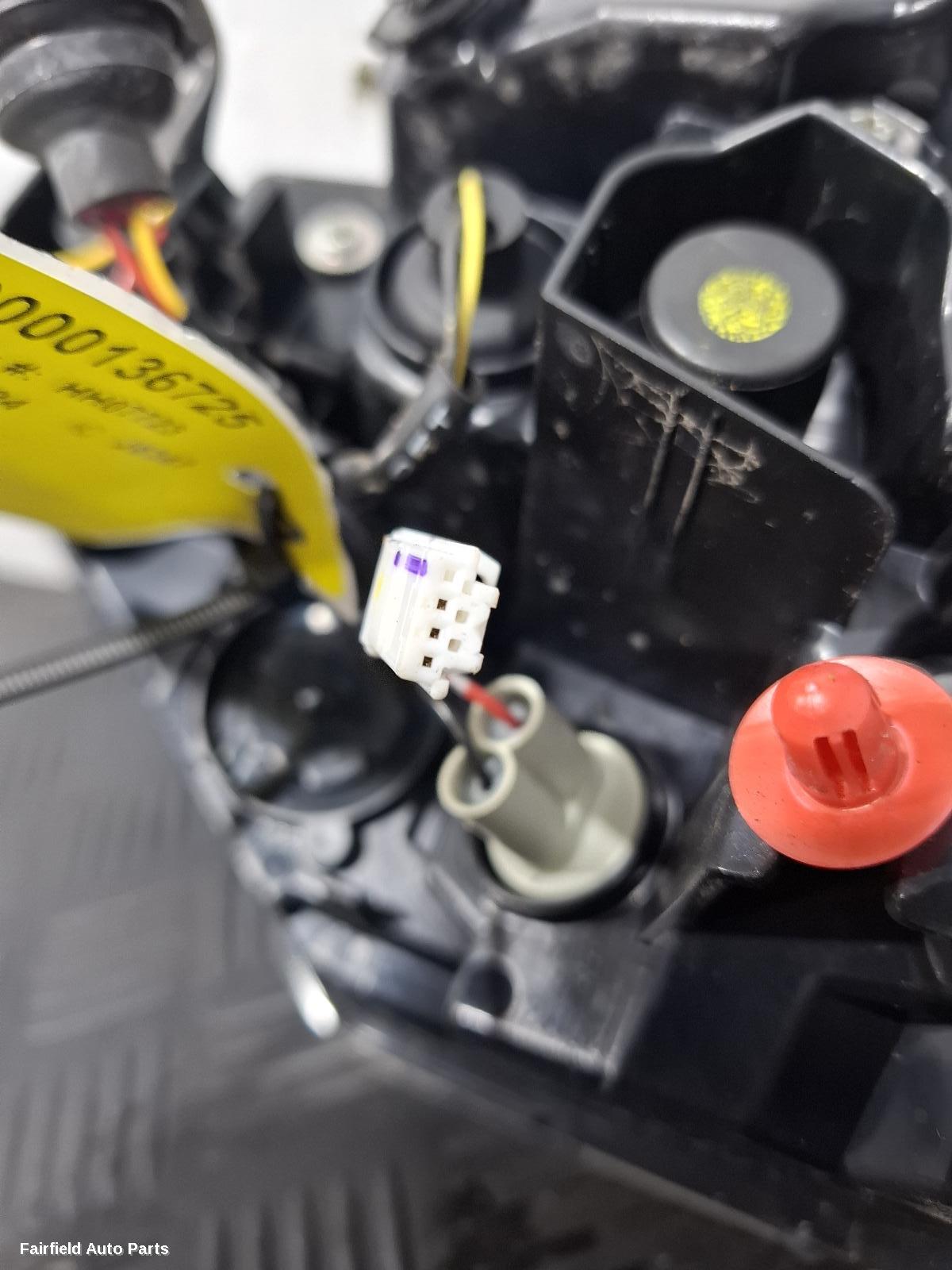 2022-2026 Nissan Xtrail Rear Garnish