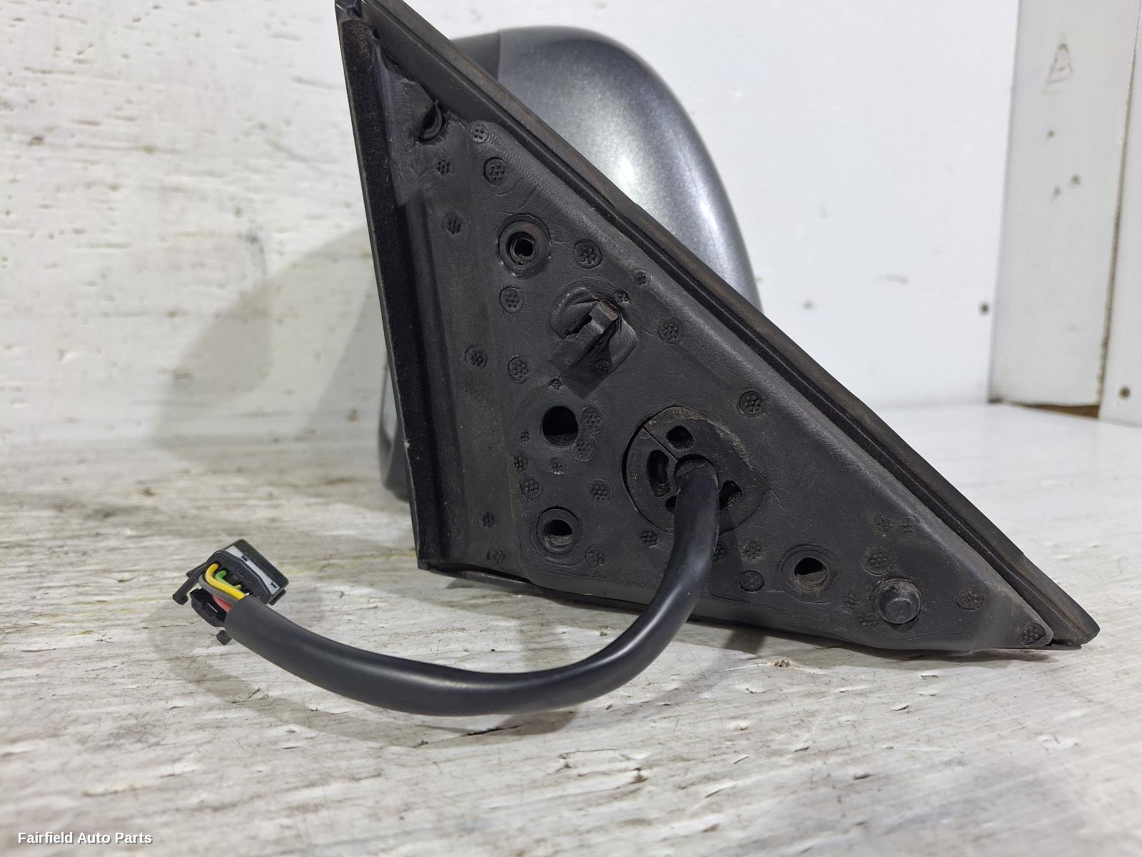 2016-2019 Renault Kaleos Left Door Mirror