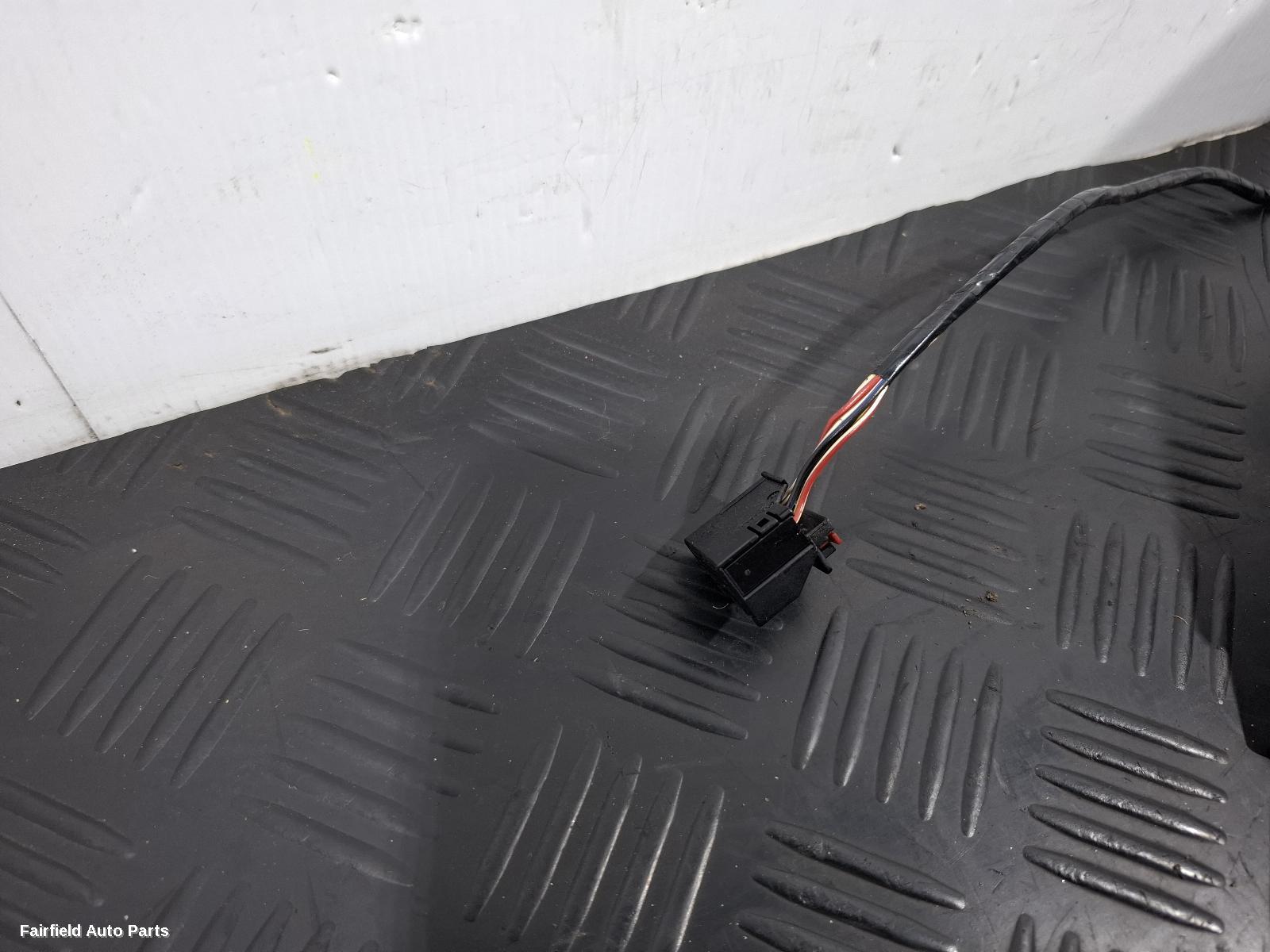 2008-2014 Audi Q5 Right Door Mirror