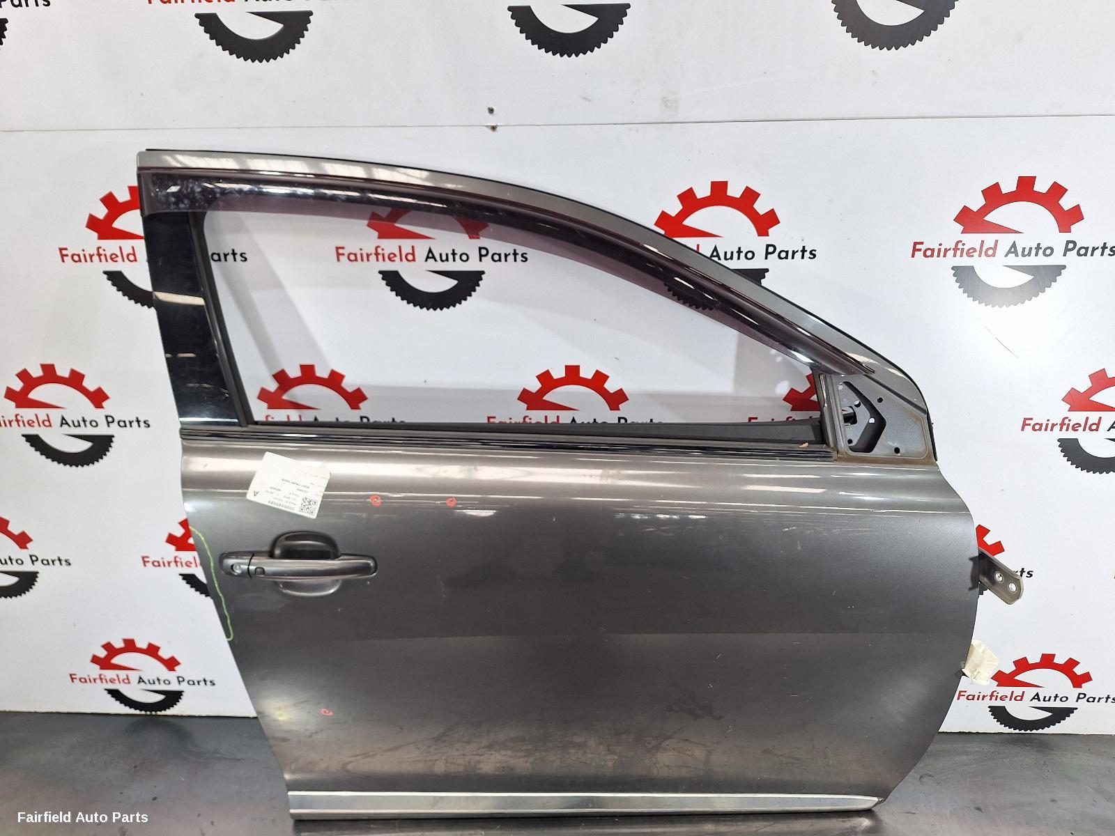 2009-2017 Suzuki Kizashi Right Front Door