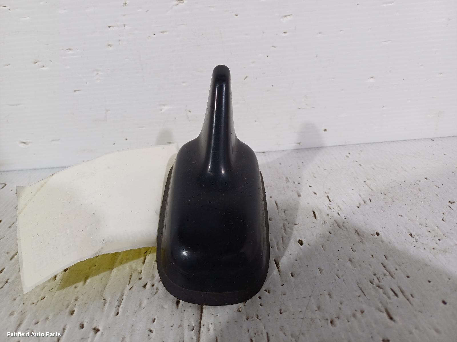 2015-2023 Volkswagen Passat Antenna