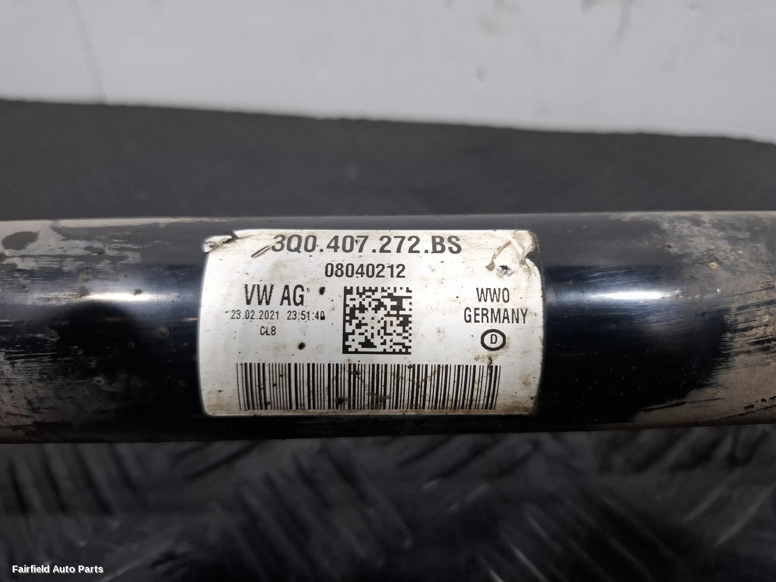 2016-2023 Volkswagen Passat Right Driveshaft