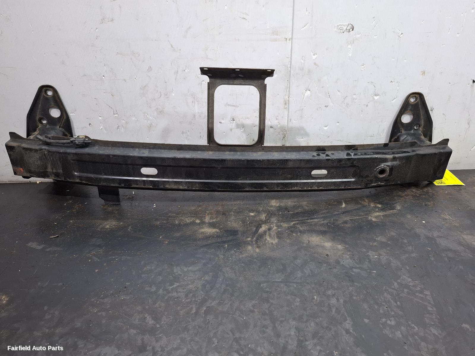 2010-2012 Hyundai I20 F Bar Reinforc Brack