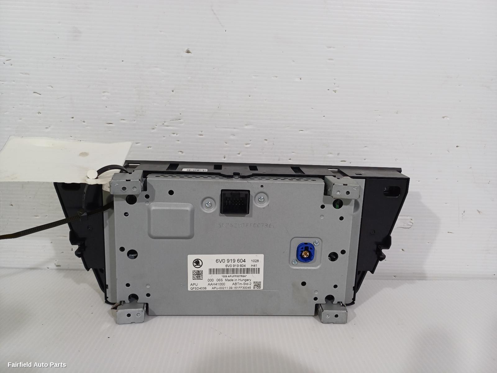 2015-2021 Skoda Fabia Radio Cd Dvd Sat Tv