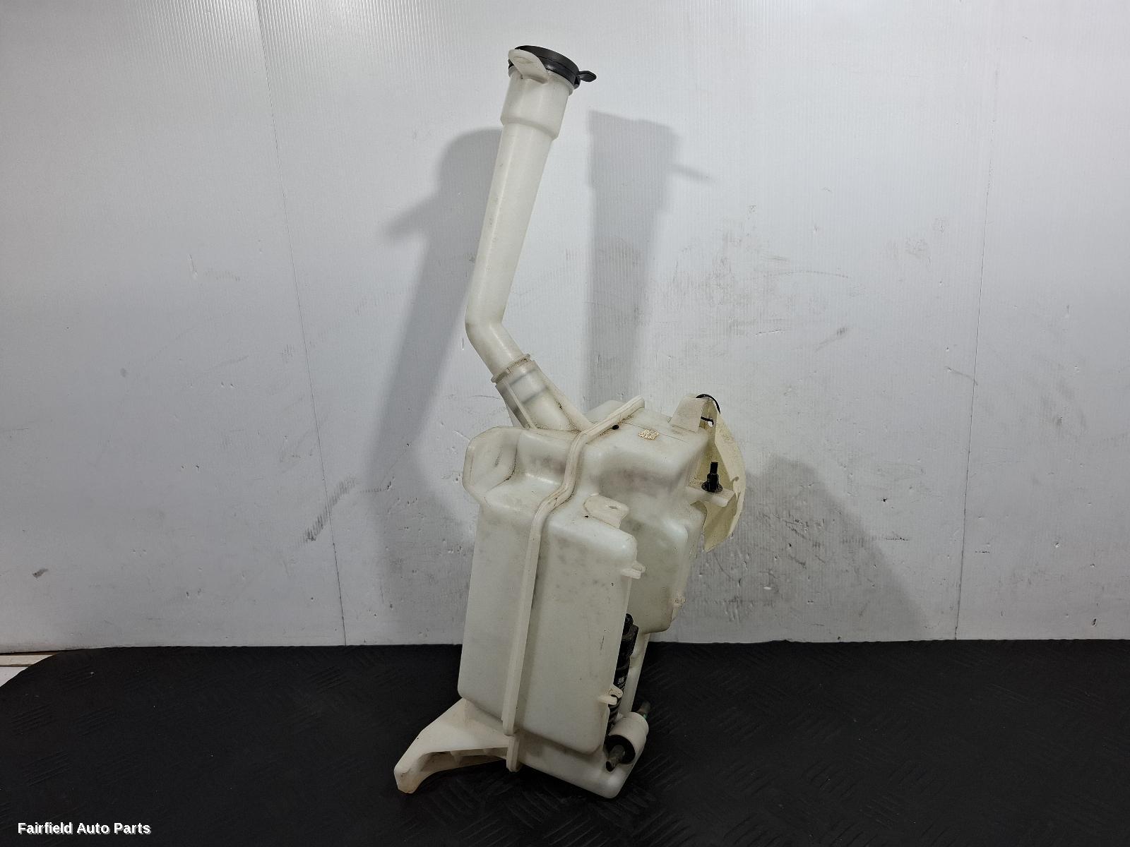 2013-2020 Holden Trax Washer Bottle