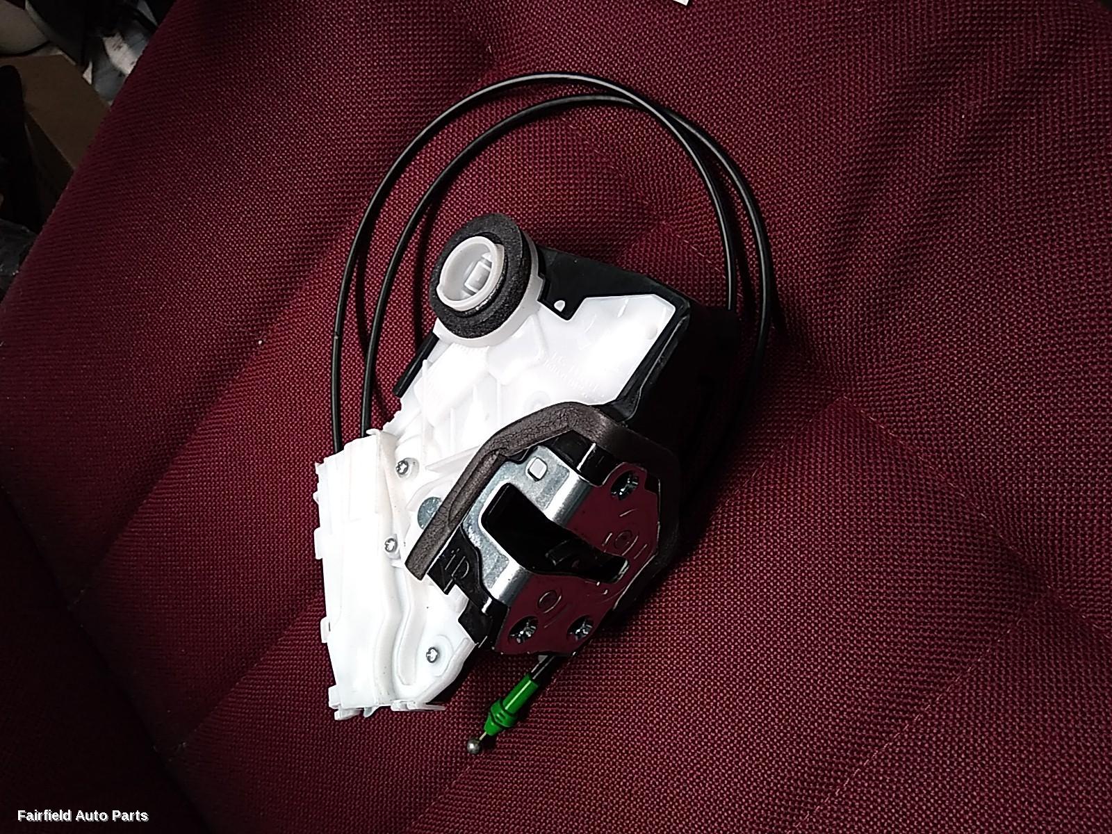 2014-2019 Toyota Yaris Door Boot Gate Lock