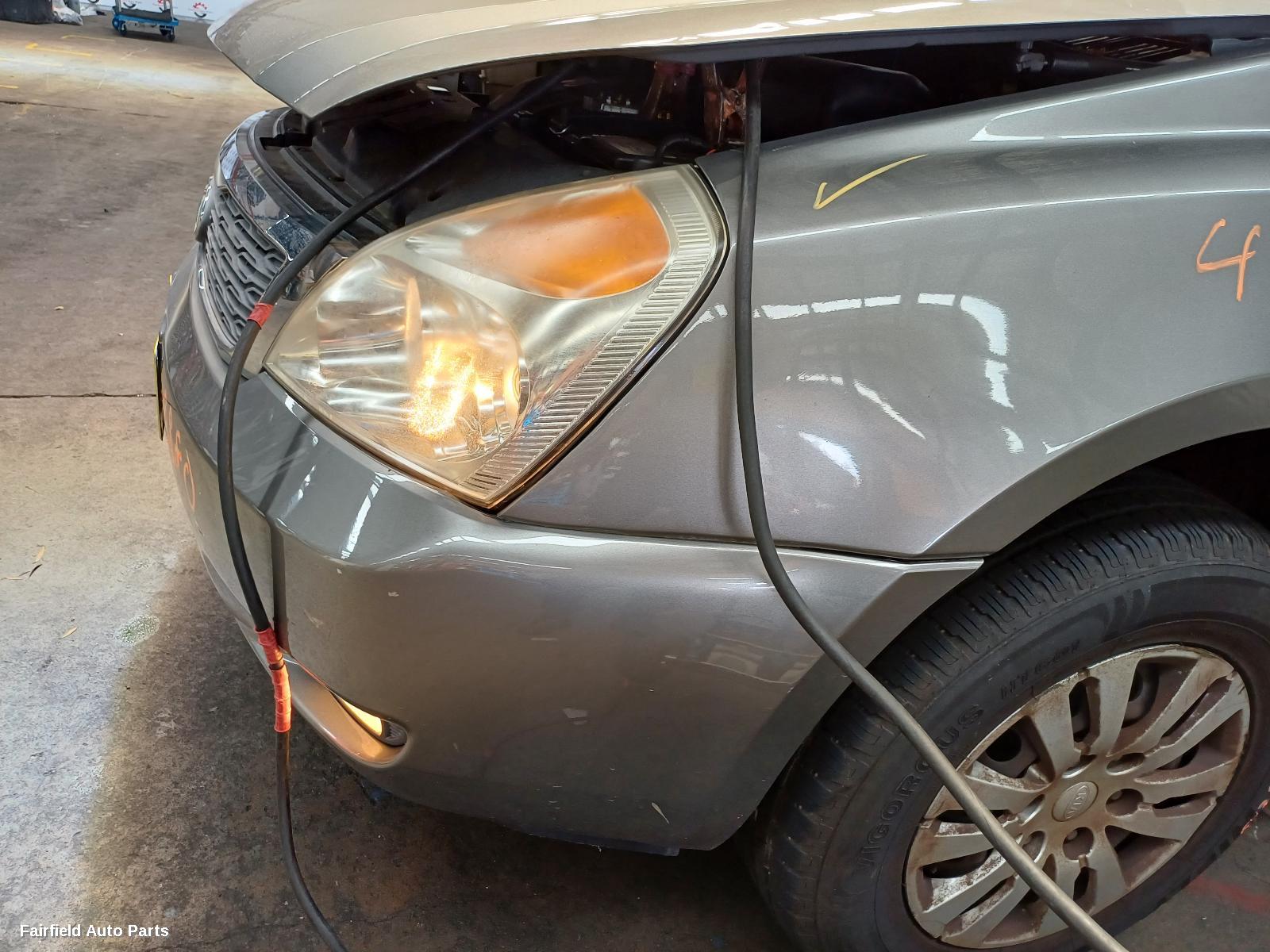 2010 Kia Carnival/grand Carnival Fuel Door   Filler