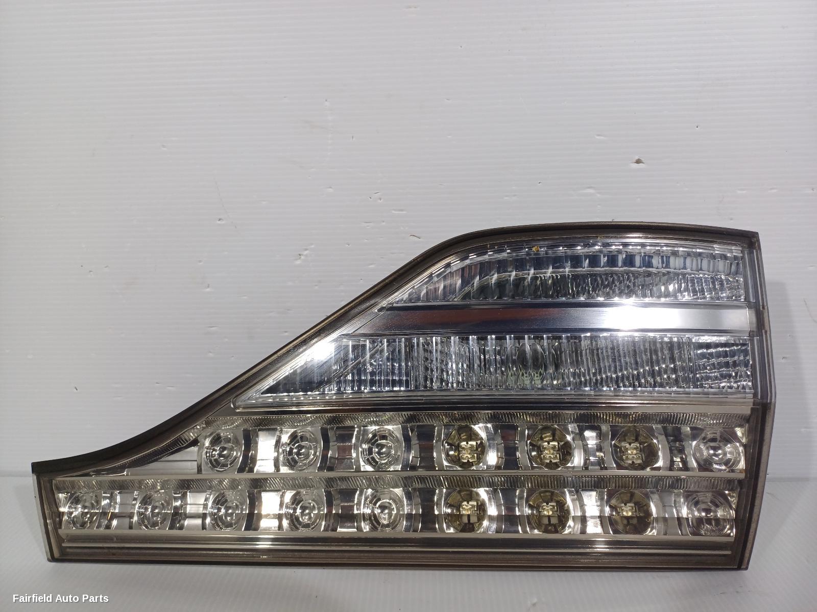 2005-2019 Toyota Estima Rear Garnish