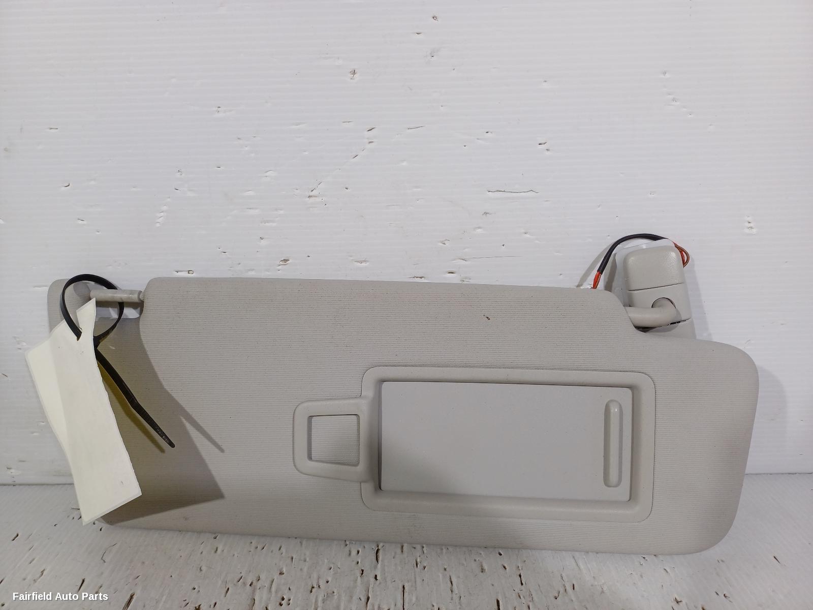 2015-2023 Volkswagen Passat Sunvisor