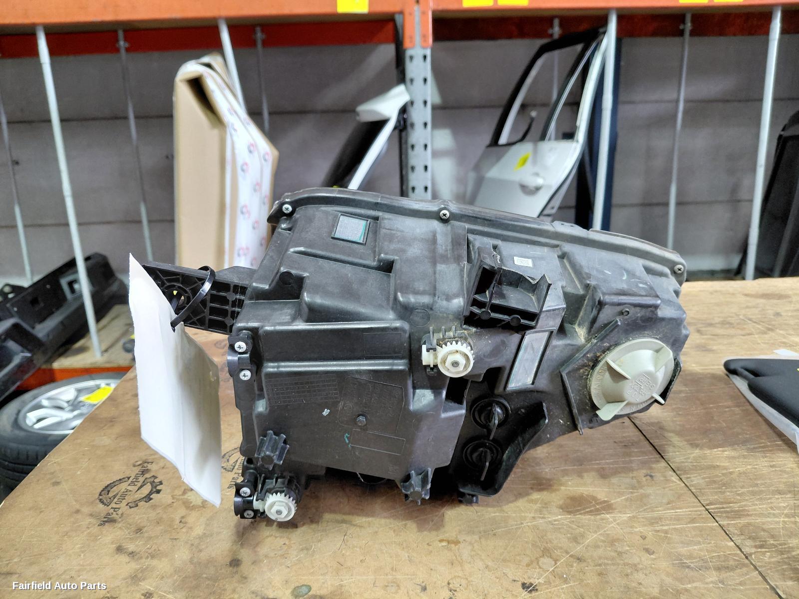 2021-2025 Ldv T60 Right Headlamp