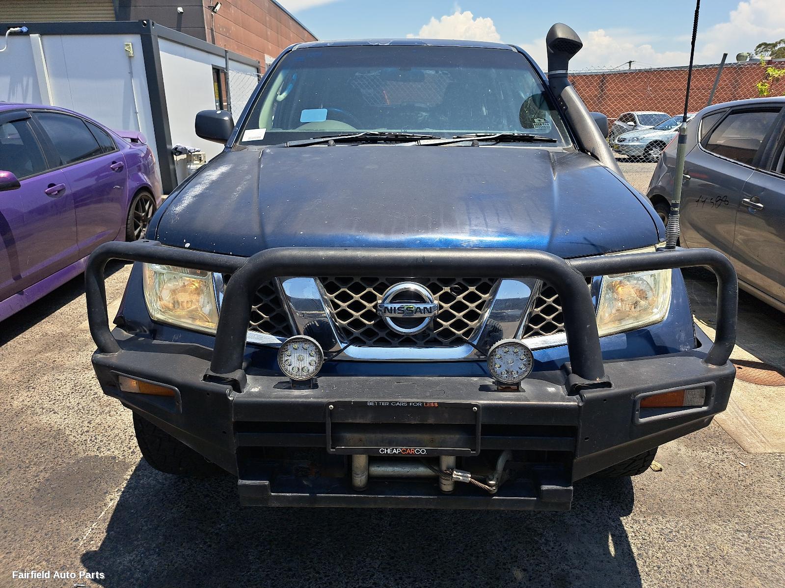 2005-2013 Nissan Pathfinder Left Rear Door Sliding