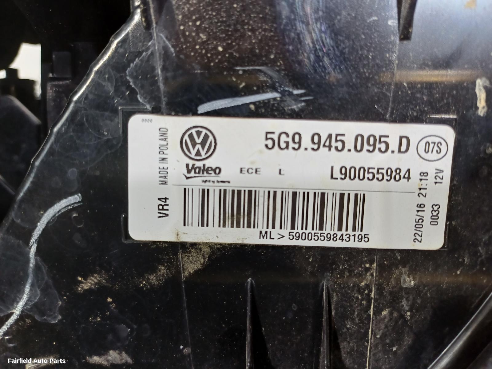 2015-2017 Volkswagen Golf Left Taillight