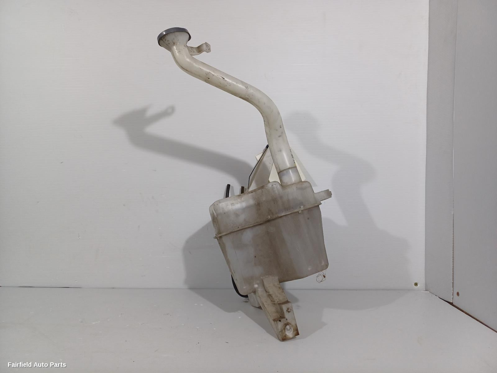 2006-2013 Nissan Tiida Washer Bottle