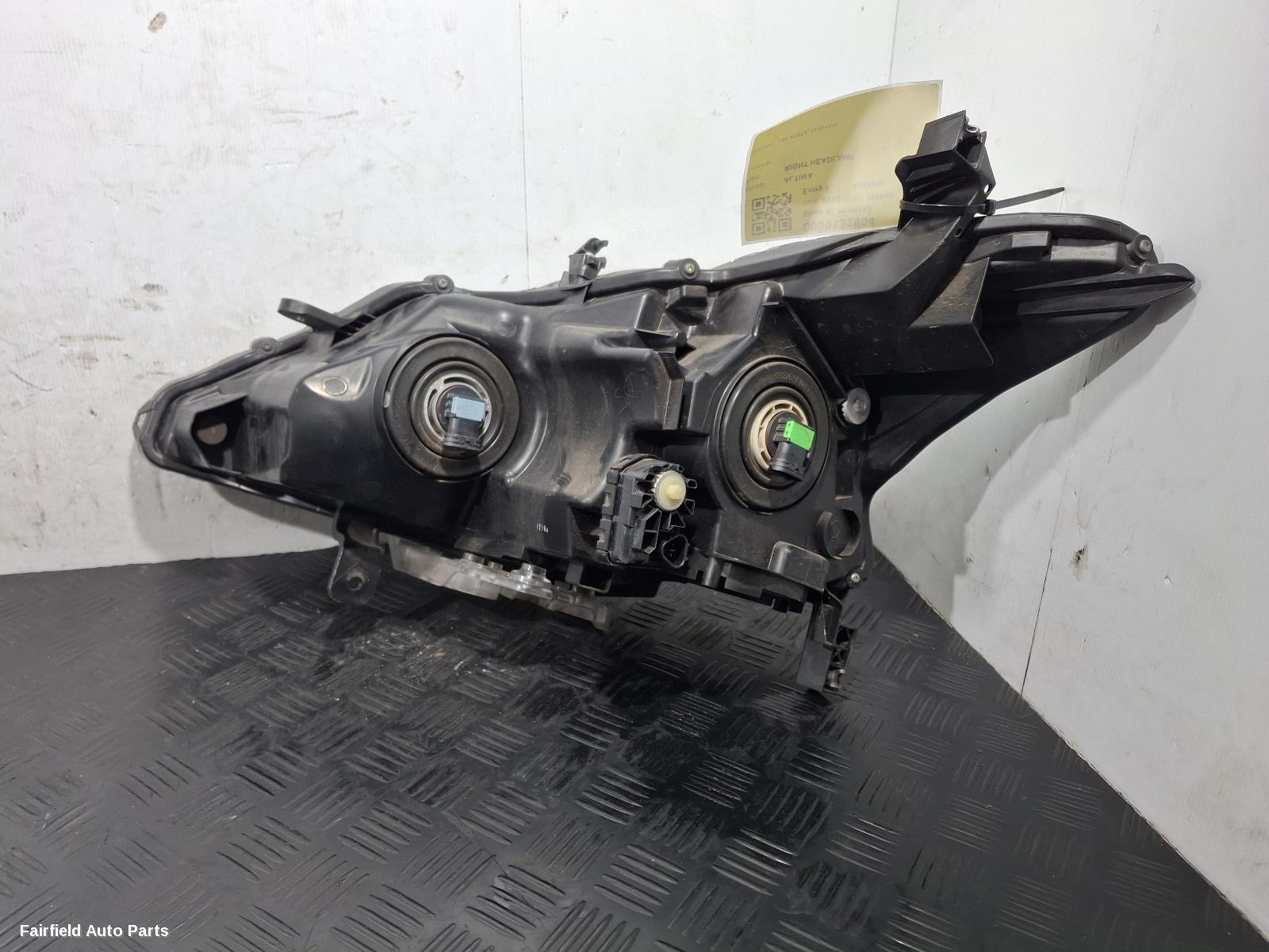 2013-2017 Nissan Altima Right Headlamp