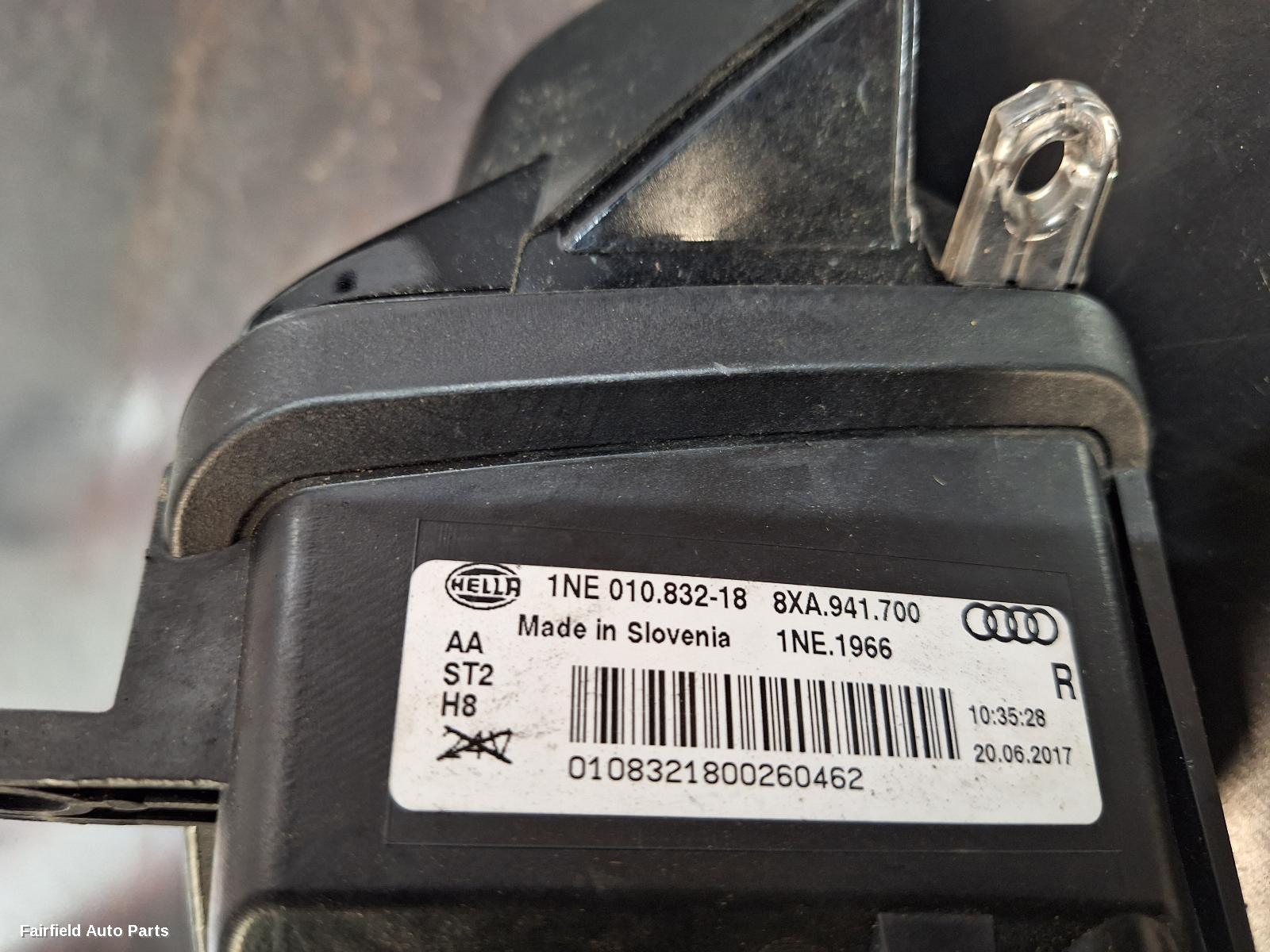 2015-2018 Audi A1 Right Indicator Fog Side