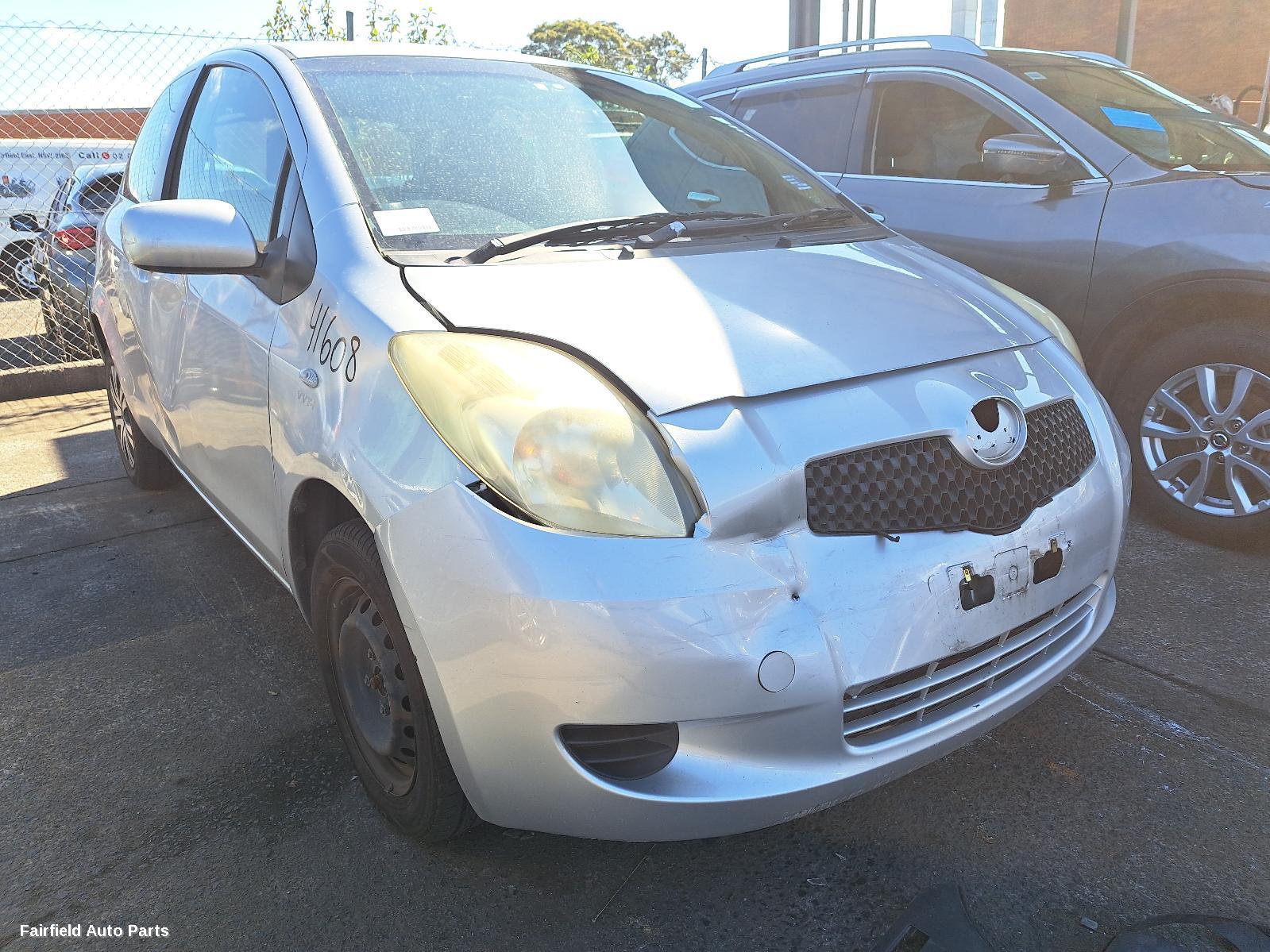 2005-2016 Toyota Yaris Sunvisor