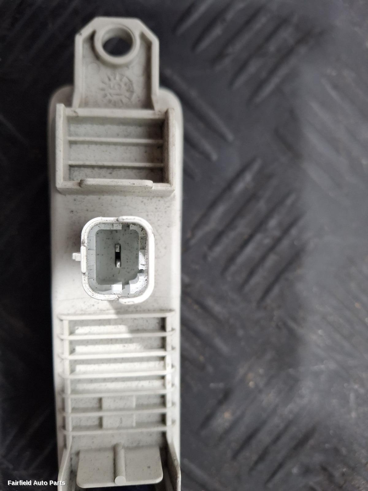 2015-2021 Peugeot 308 Left Indicator Fog Side