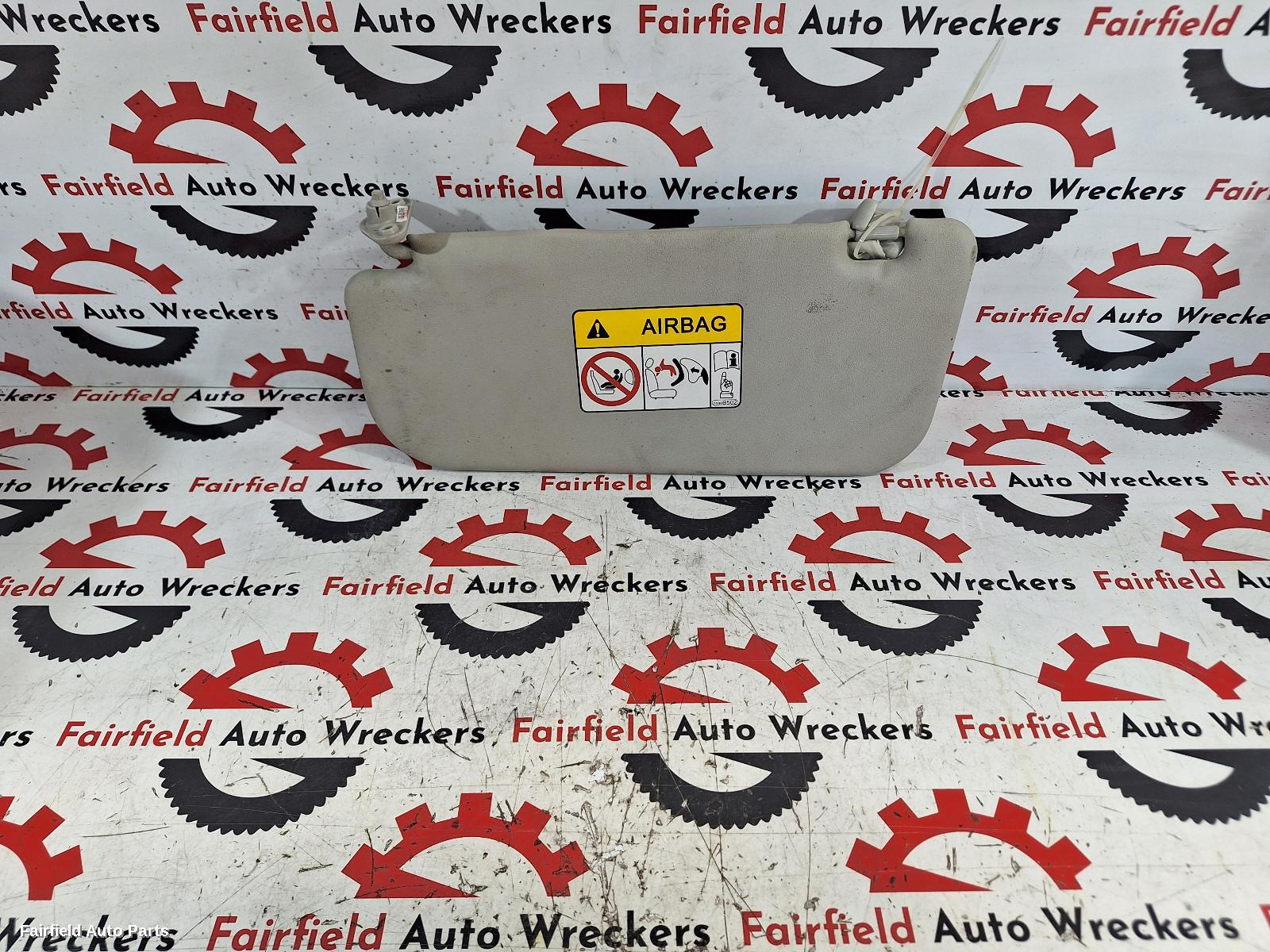 2015-2018 Mitsubishi Triton Sunvisor