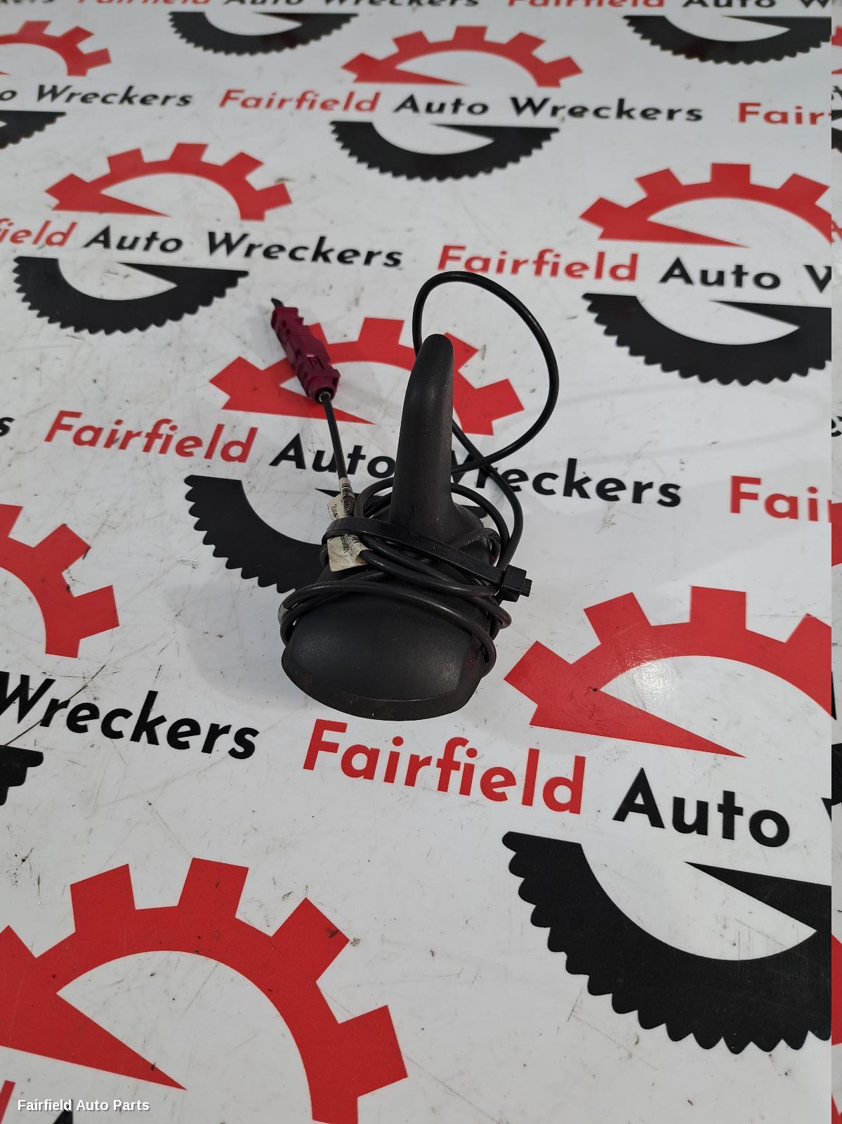 2007-2014 Mercedes C Class Antenna