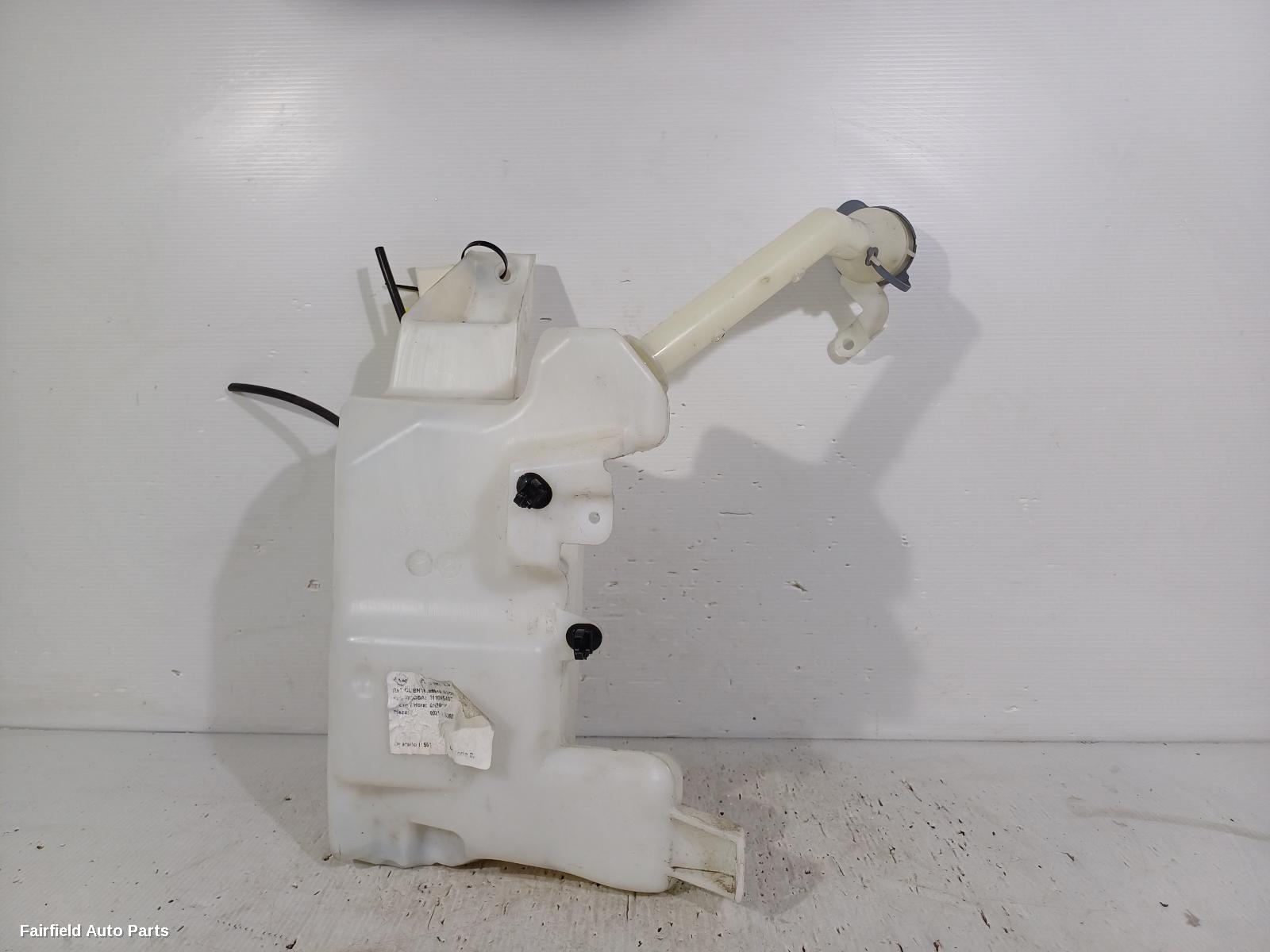 2017-2021 Nissan Qashqai Washer Bottle
