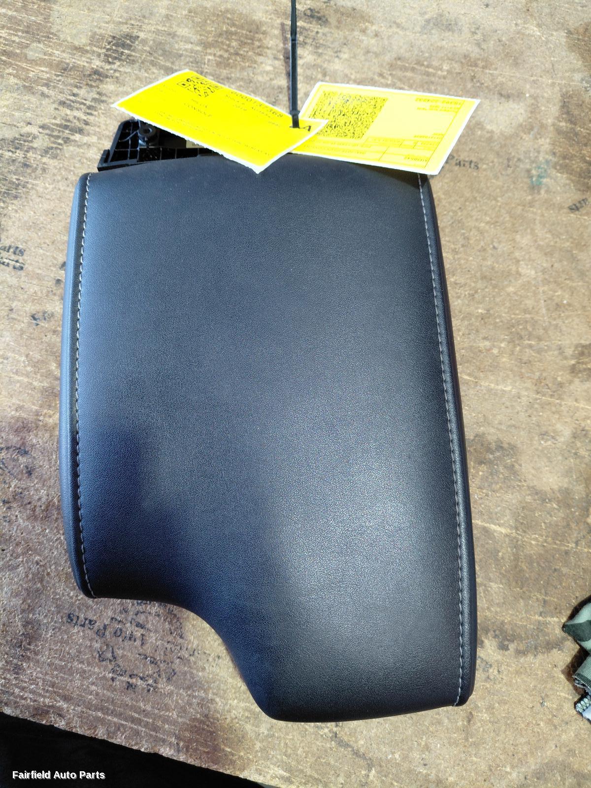 2015-2025 Toyota Hilux Console