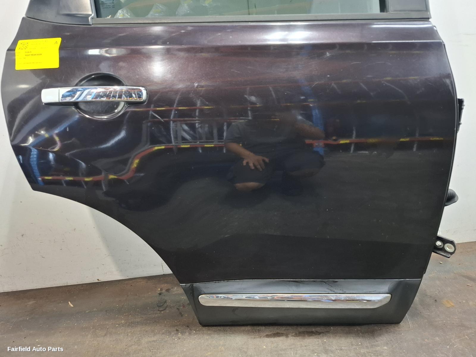 2007-2014 Nissan Dualis Right Rear Door Sliding