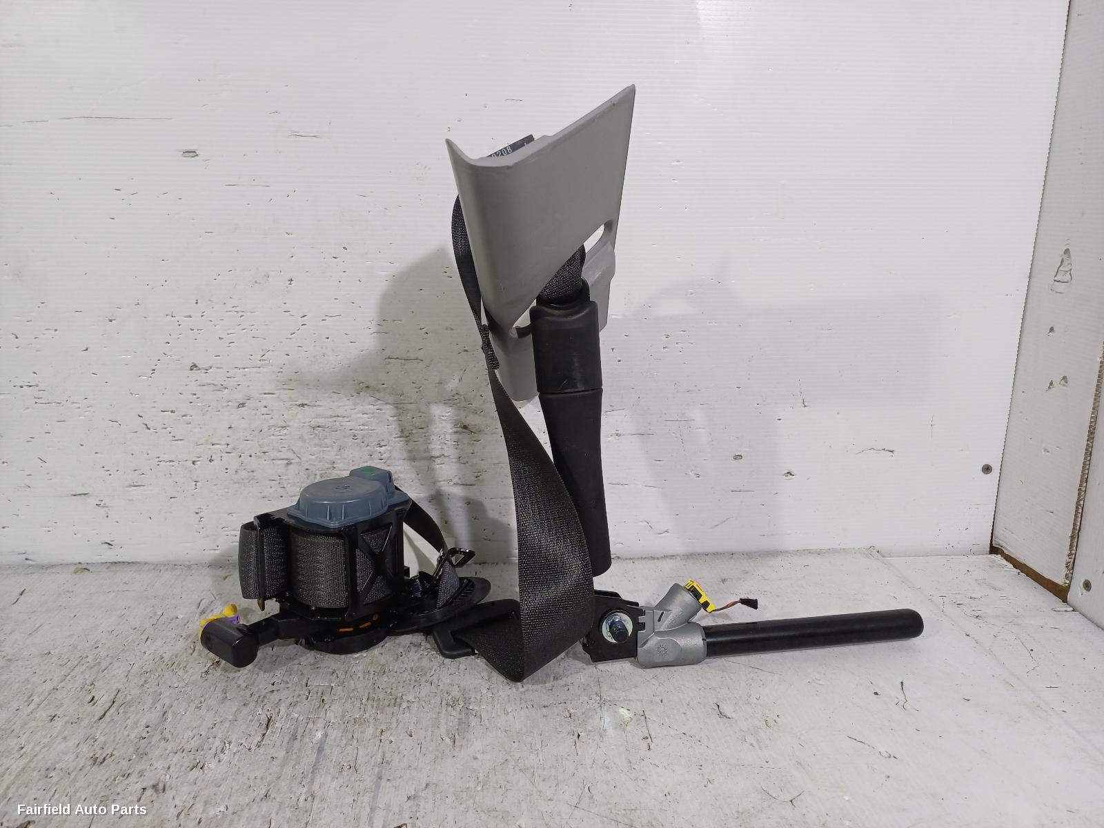 2016-2020 Holden Trax Seatbelt Stalk