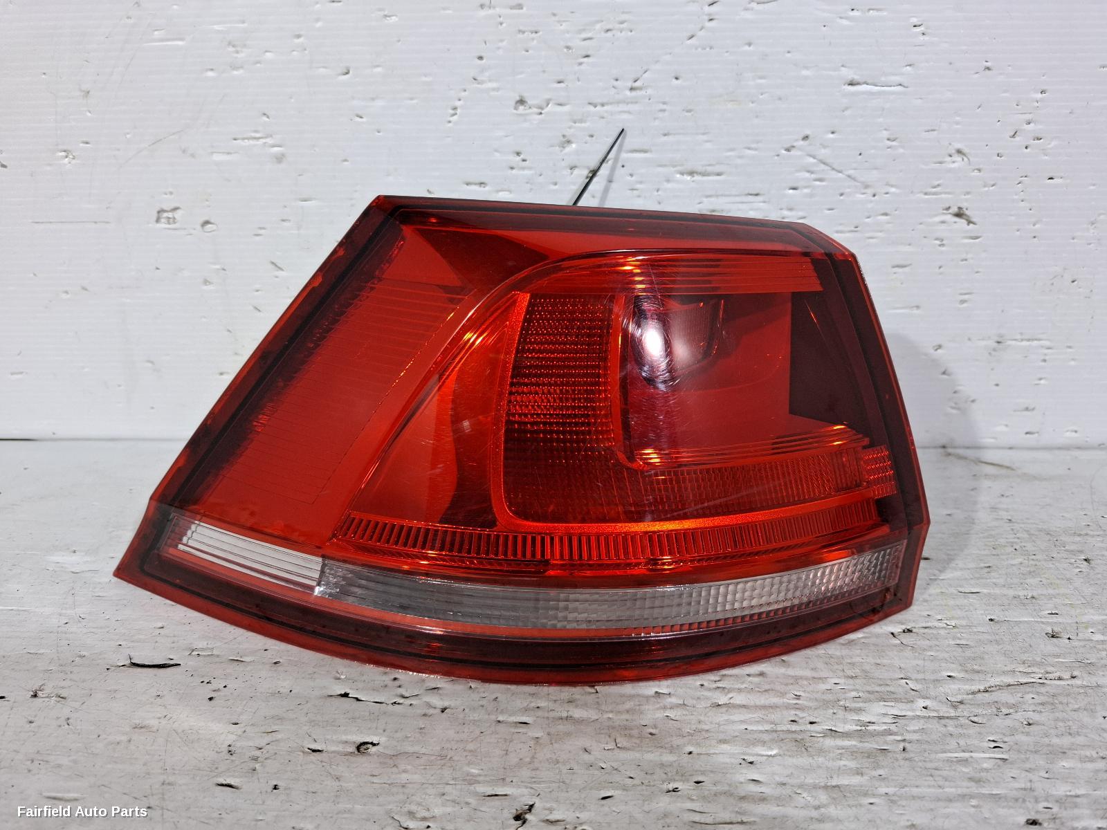 2012-2017 Volkswagen Golf Left Taillight