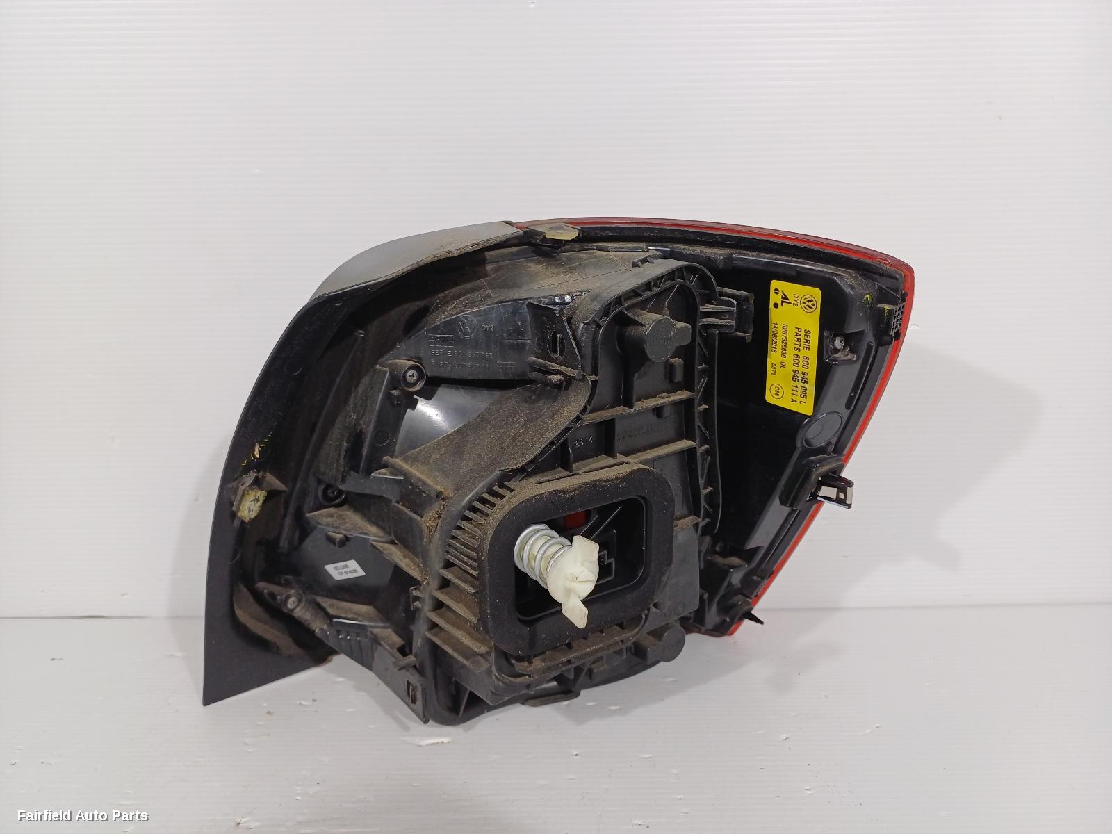 2014-2017 Volkswagen Polo Left Taillight