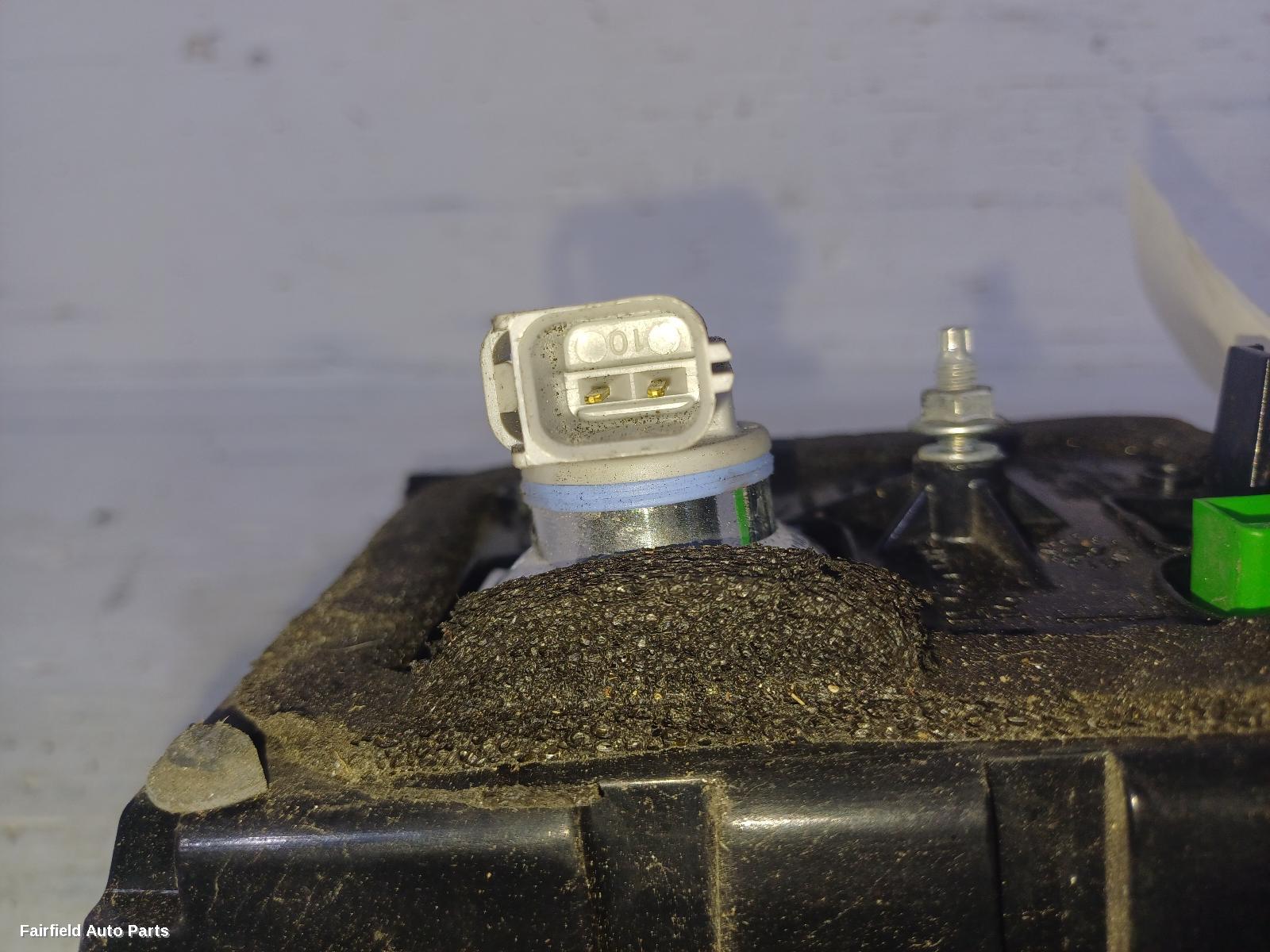 2015-2019 Land Rover Discovery Sport Rear Garnish