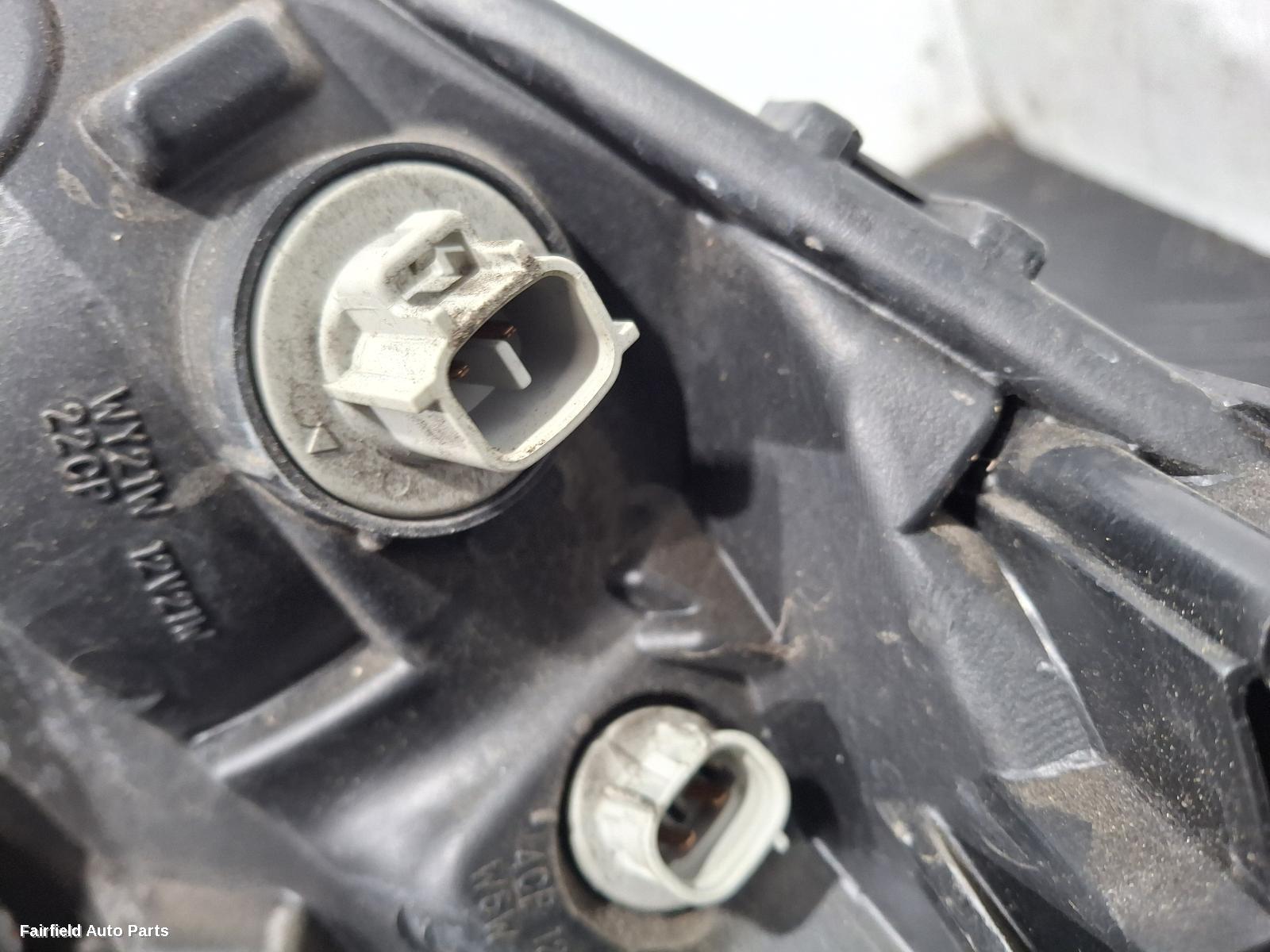 2005-2009 Toyota Prius Right Headlamp