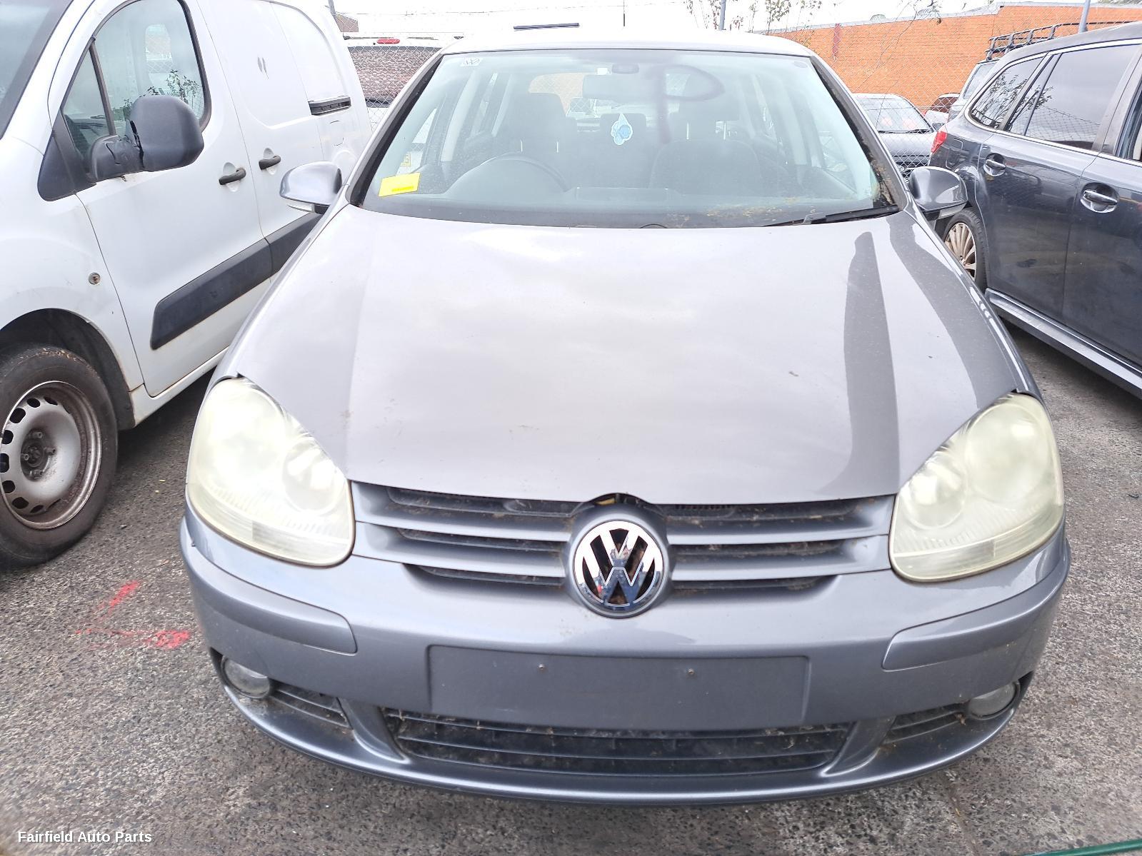 2004-2009 Volkswagen Golf Parcel Shelf Cargo Blind