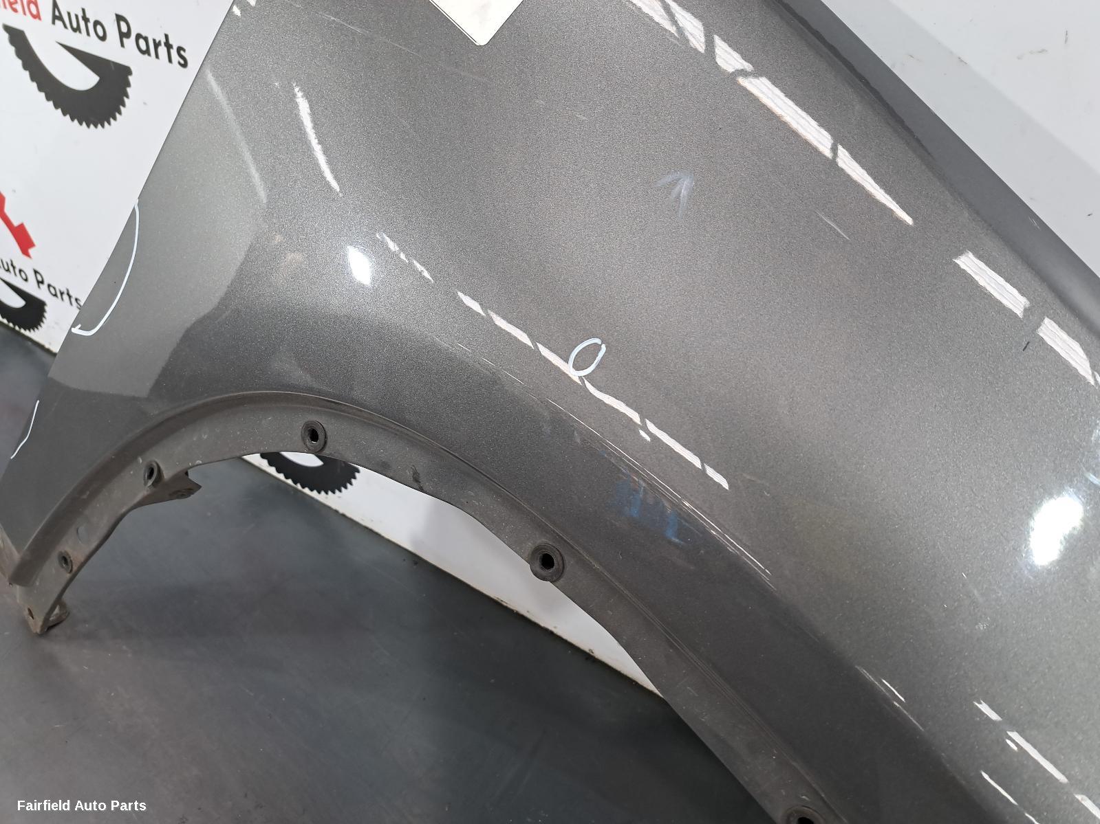 2008-2016 Volkswagen Tiguan Right Guard