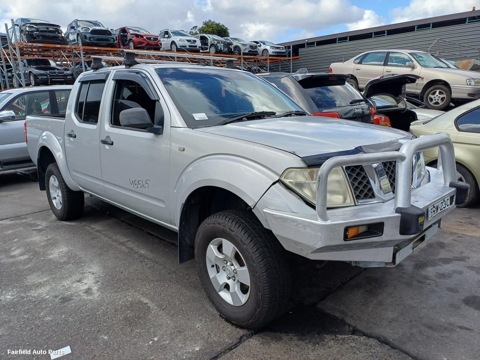 2005-2015 Nissan Navara Left Front Door Window