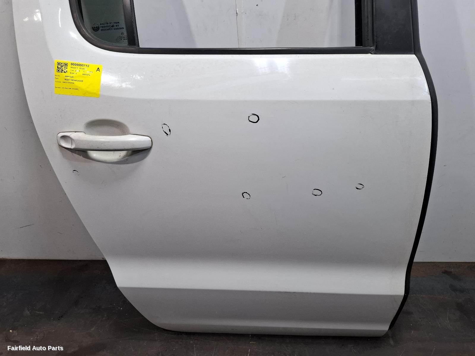 2010-2022 Volkswagen Amarok Right Rear Door Sliding