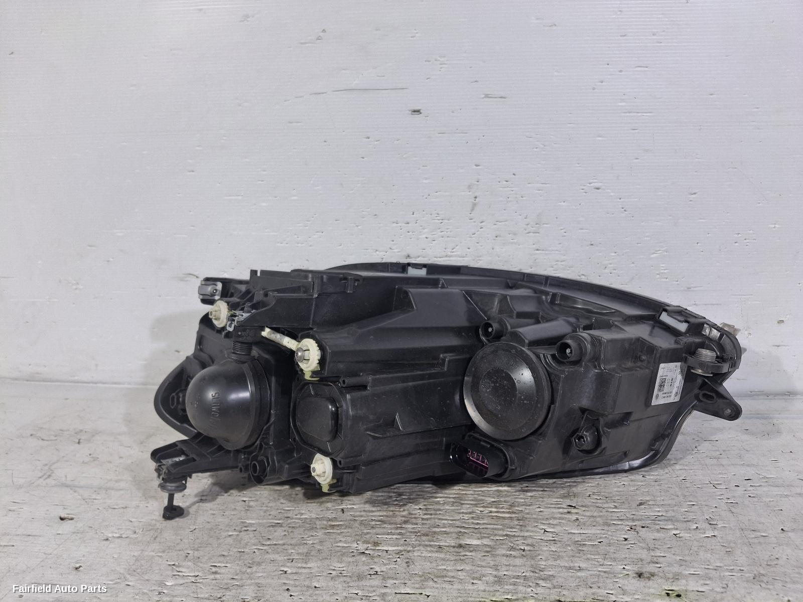 2017-2020 Volkswagen Golf Right Headlamp