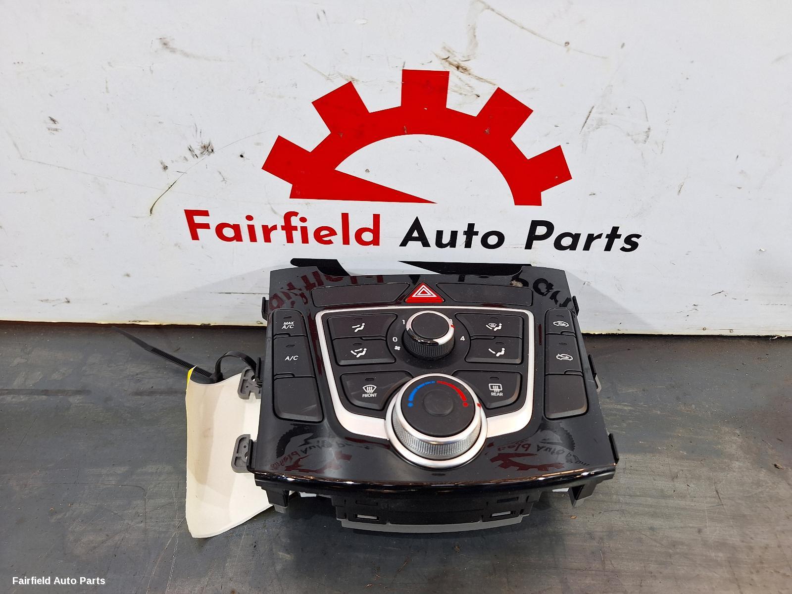 2012-2017 Hyundai I30 Heater Ac Controls