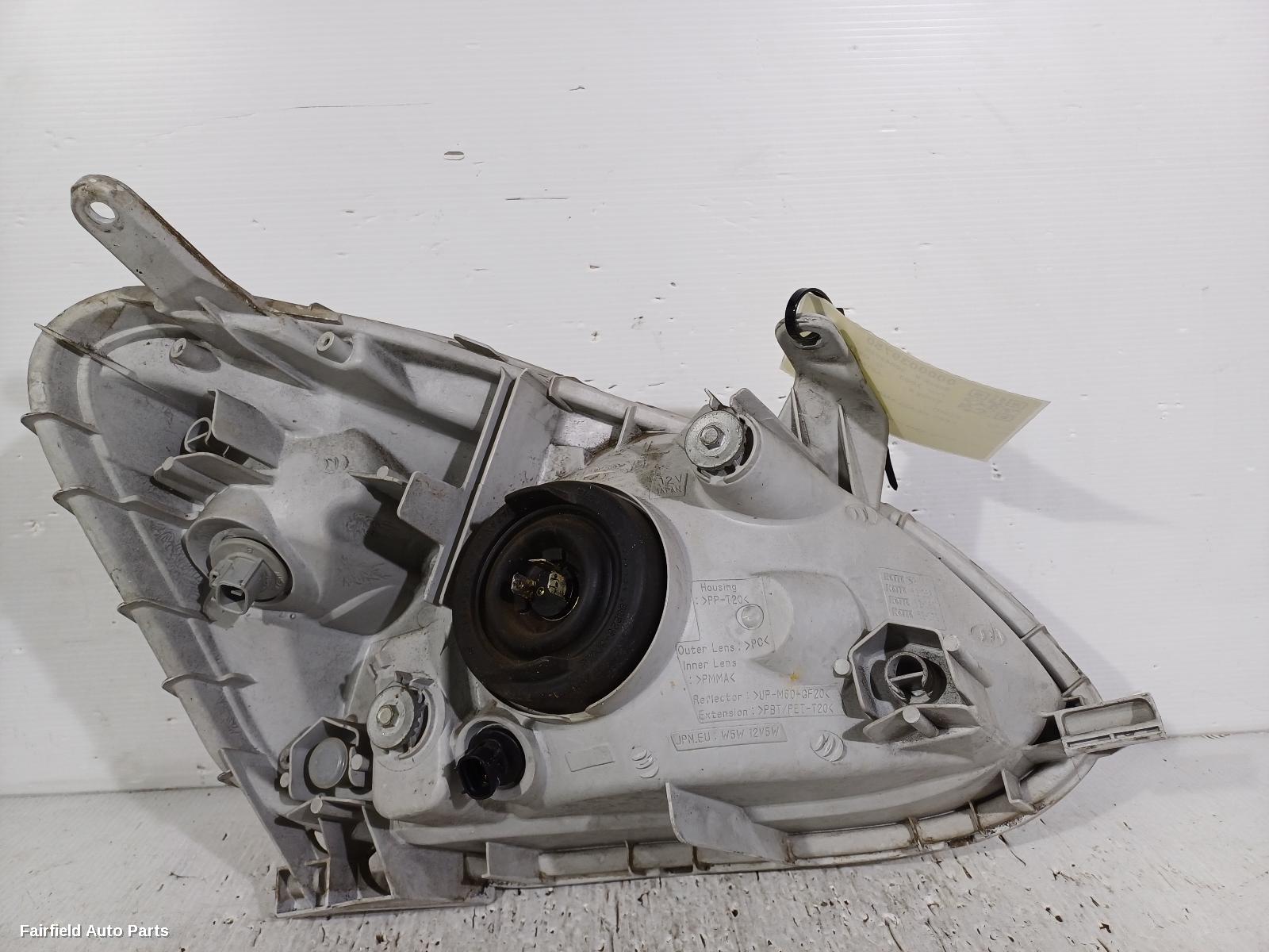 2002-2005 Toyota Echo Left Headlamp