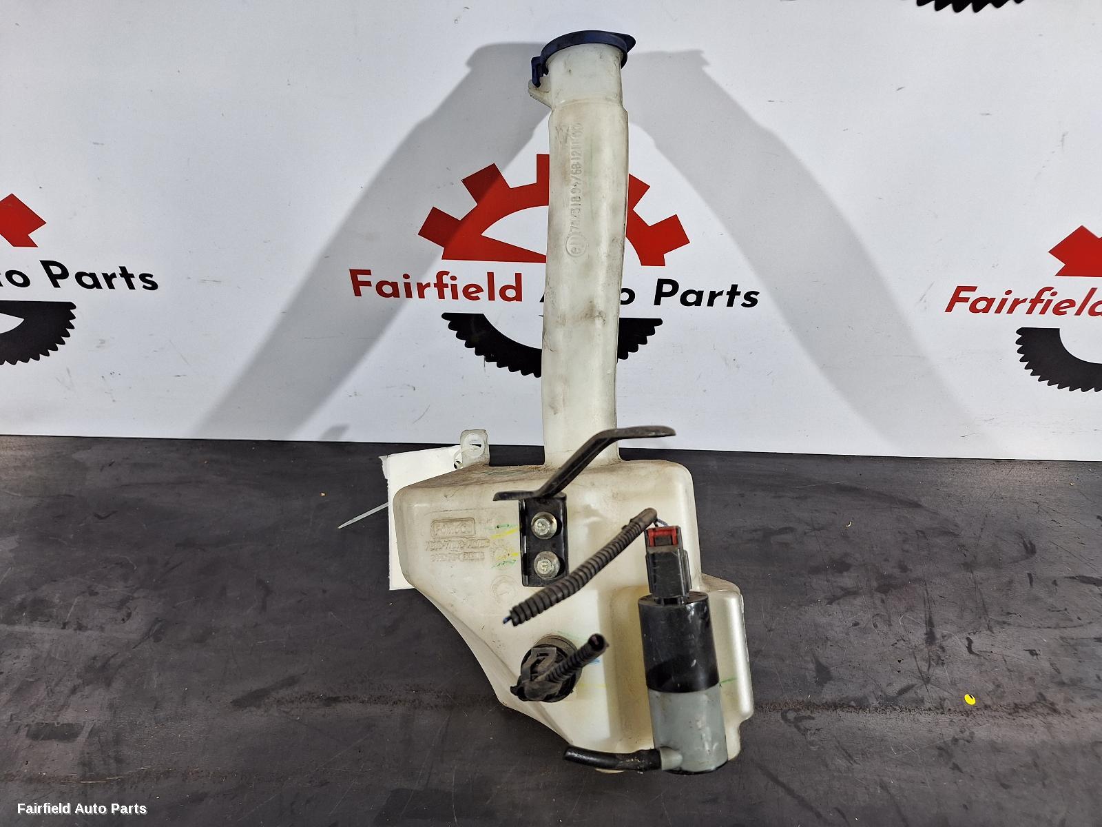 2011-2020 Mazda Bt50 Washer Bottle