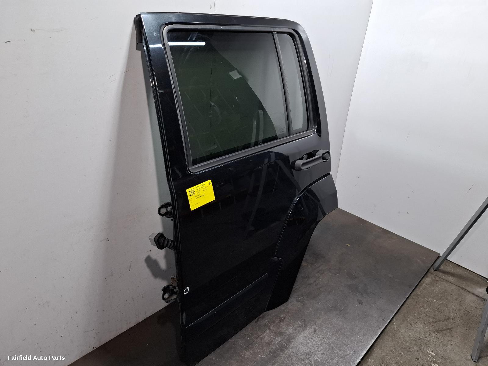 2008-2012 Jeep Cherokee Left Rear Door Sliding