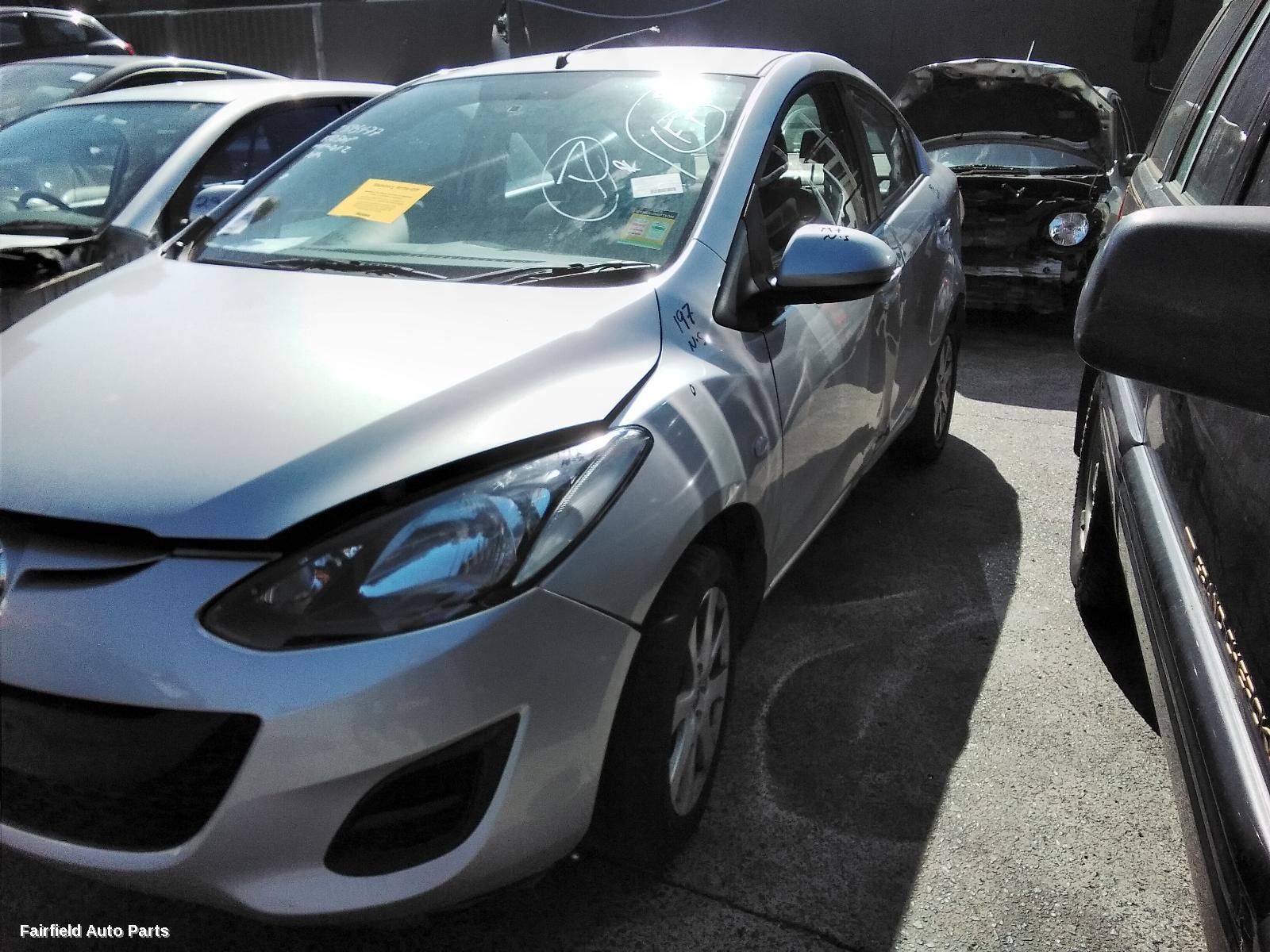2010-2011 Mazda 2 Right Rear Door Sliding