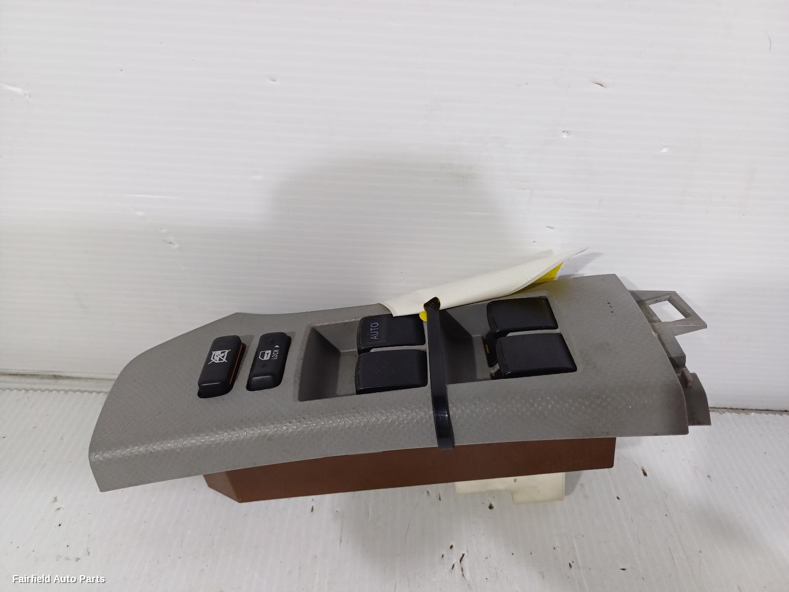 2005-2016 Toyota Yaris Pwr Dr Wind Switch