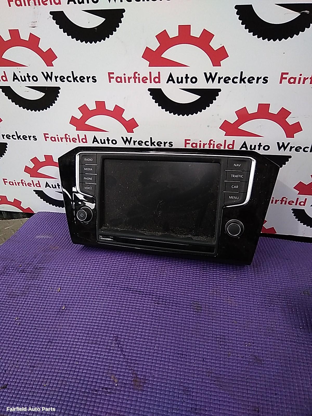 2015-2019 Volkswagen Passat Radio Cd Dvd Sat Tv
