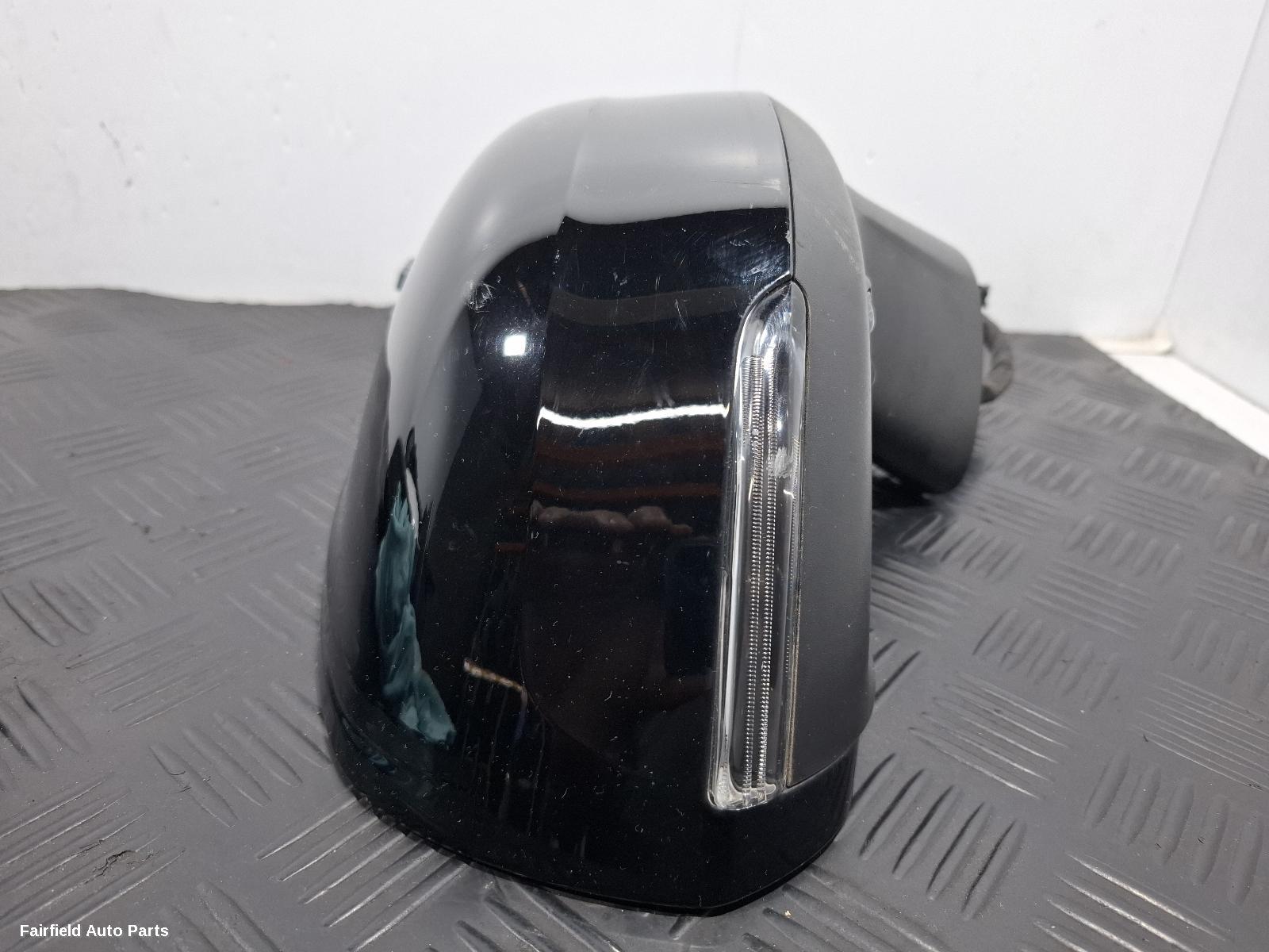 2015-2024 Volvo Xc90 Right Door Mirror