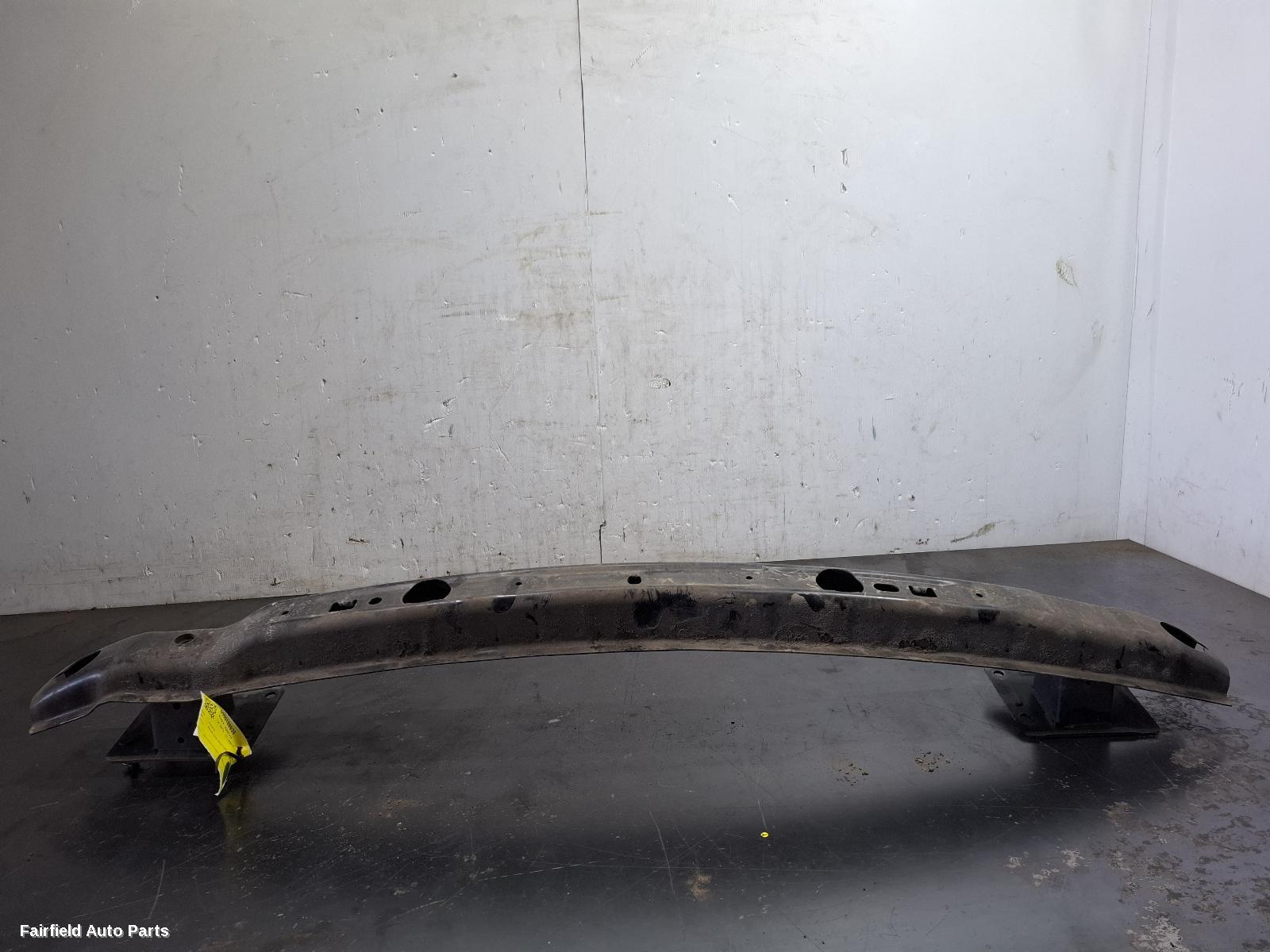 2004-2015 Volkswagen Caddy R Bar Bracket Reinfo
