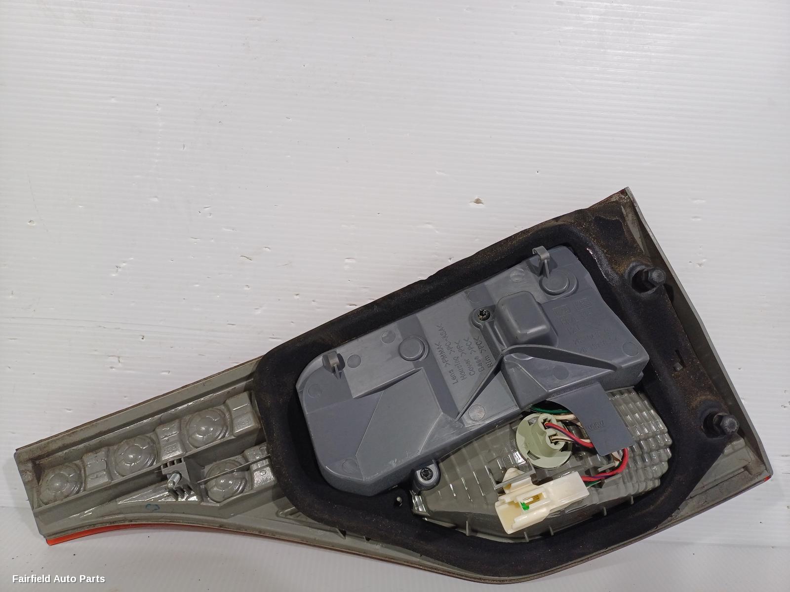 2005-2019 Toyota Estima Rear Garnish