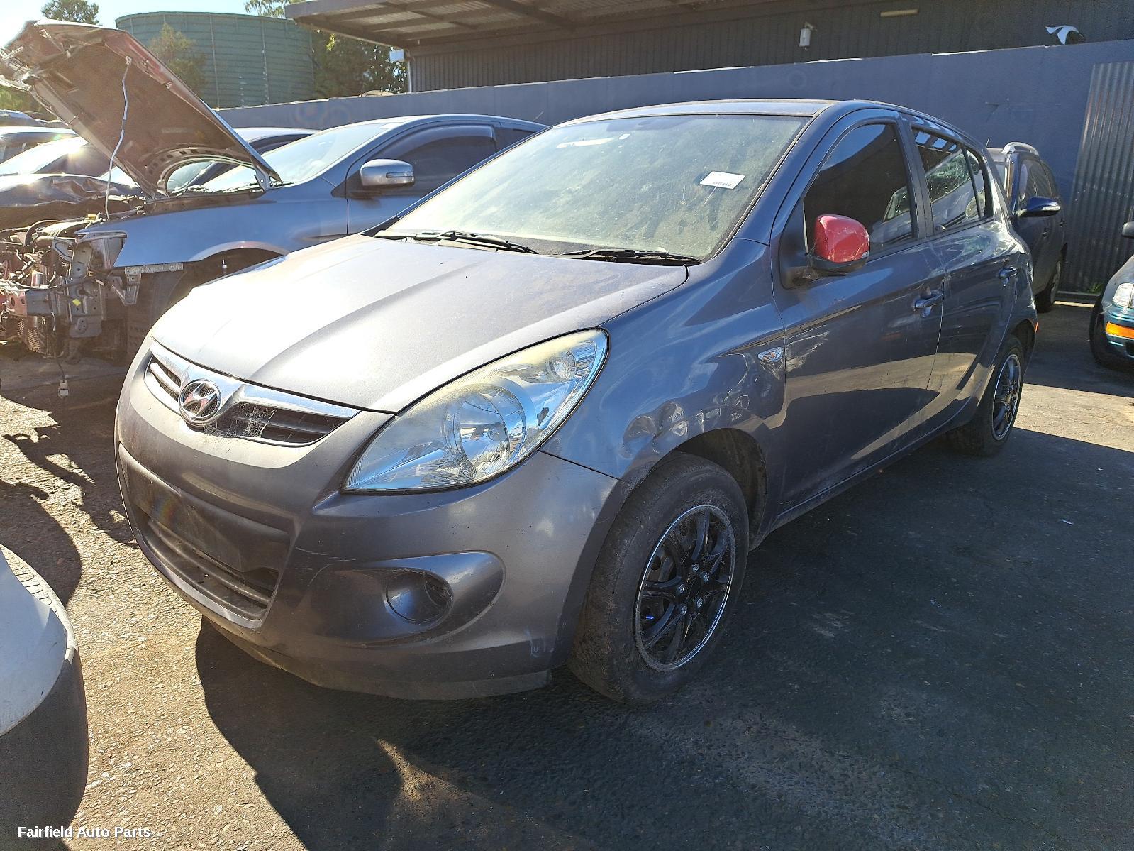 2012-2015 Hyundai I20 Bonnet