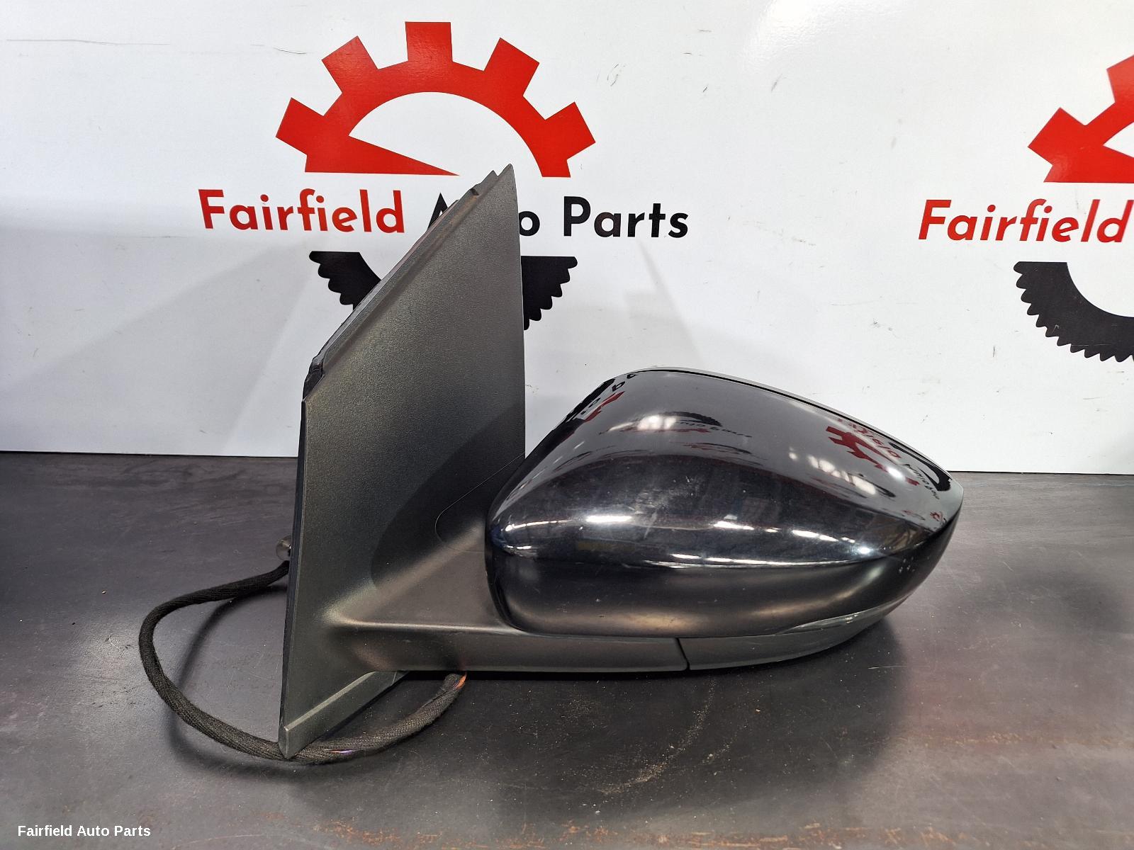2010-2014 Volkswagen Polo Left Door Mirror