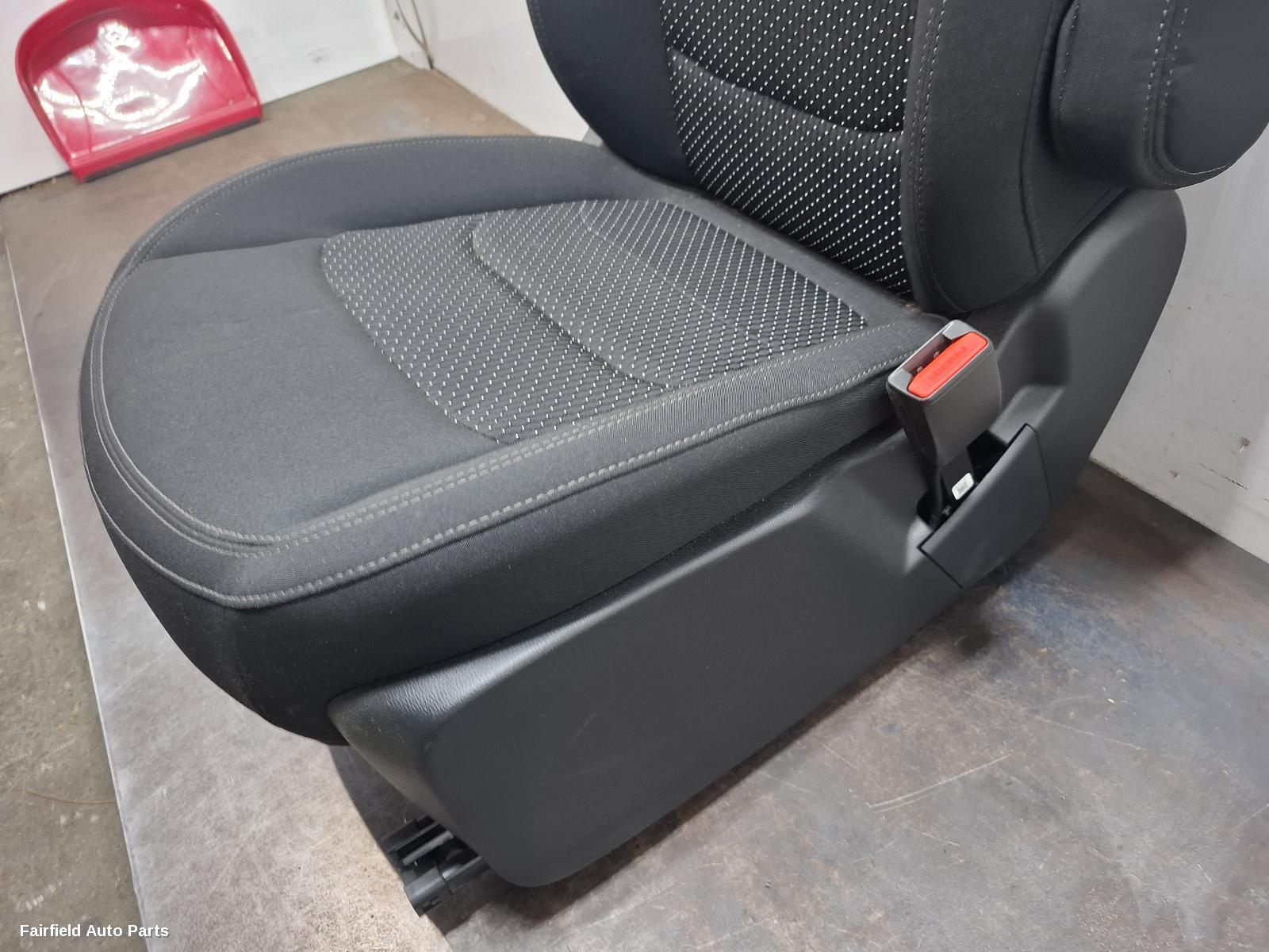 2020-2026 Ldv Deliver 9 Front Seat