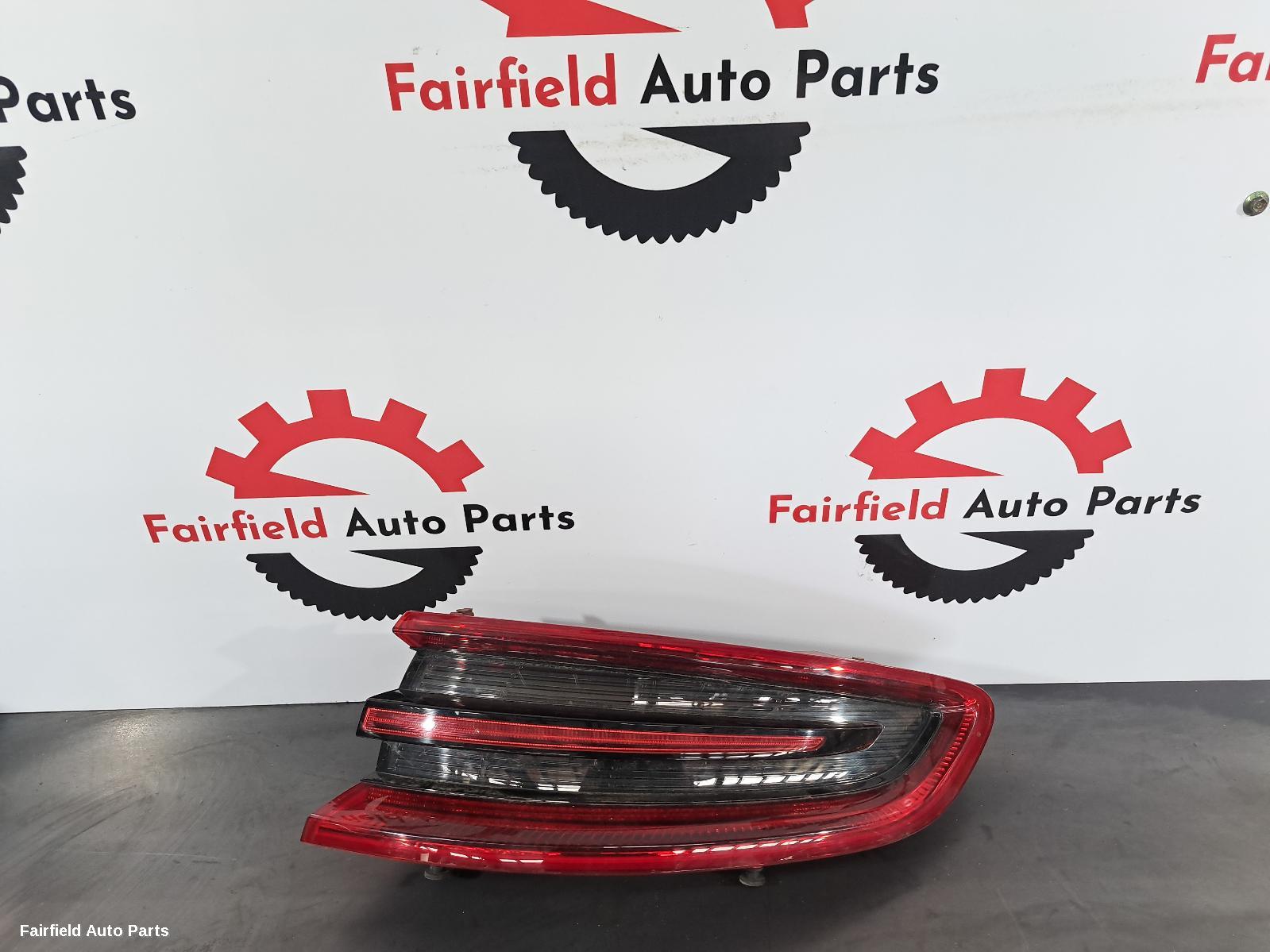 2014-2018 Porsche Macan Right Taillight